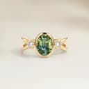 Bague Epaulé Saphir Vert Ovale de 1,52ct