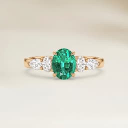 Bague Epaulé Emeraude de Zambie Ovale de 1,33ct