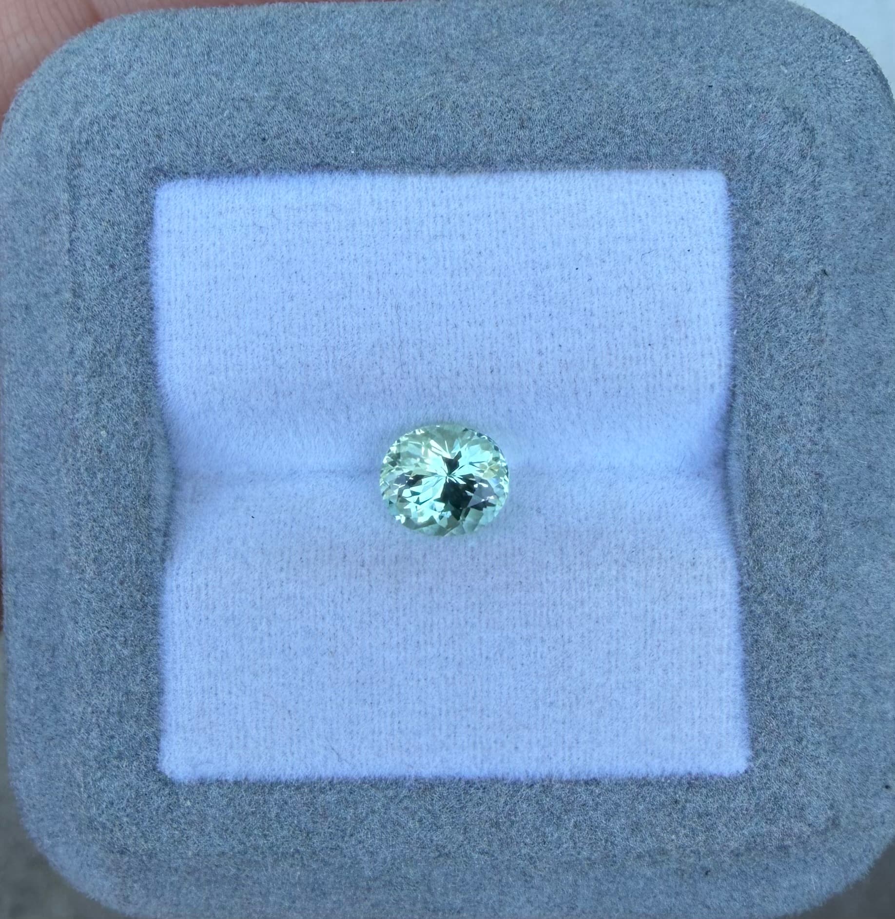 exemple — tourmaline verte 1,22 ct