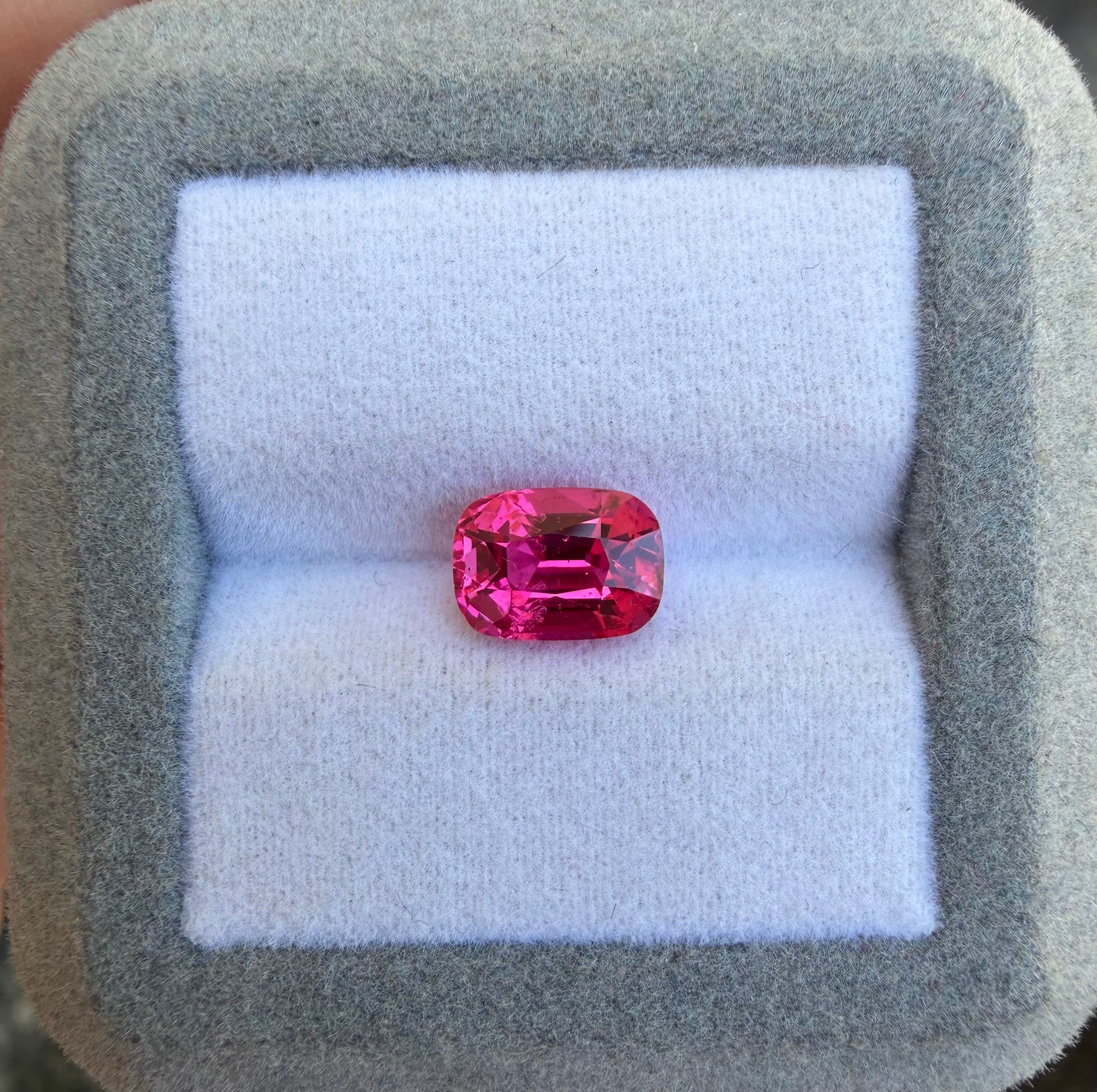 exemple — spinelle 2,67 ct