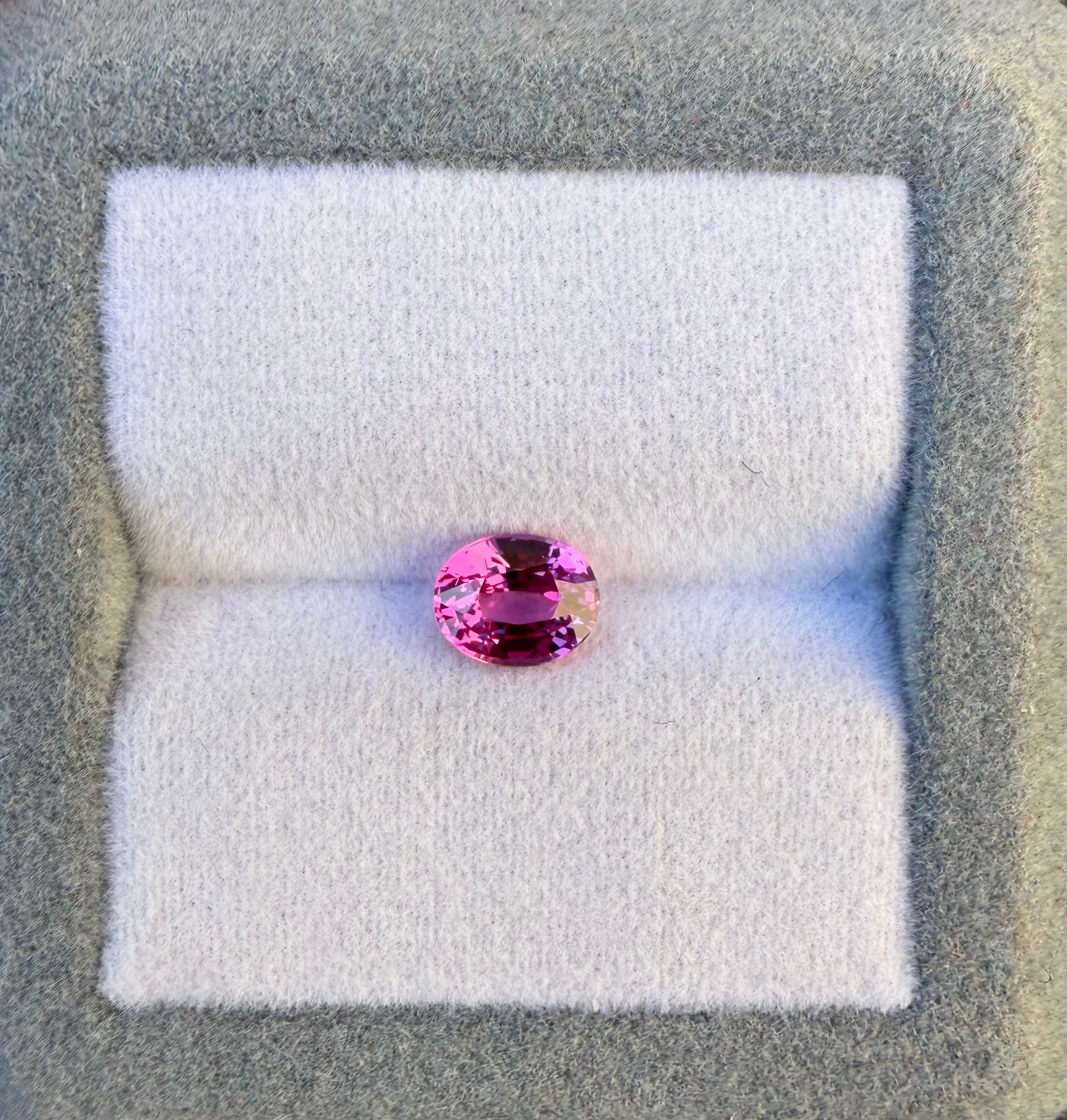 exemple — saphir du sri lanka 1,05 ct