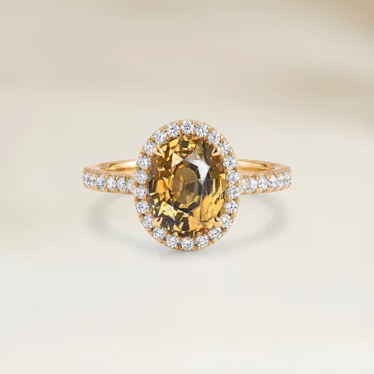 solitaire épaulé de diamants