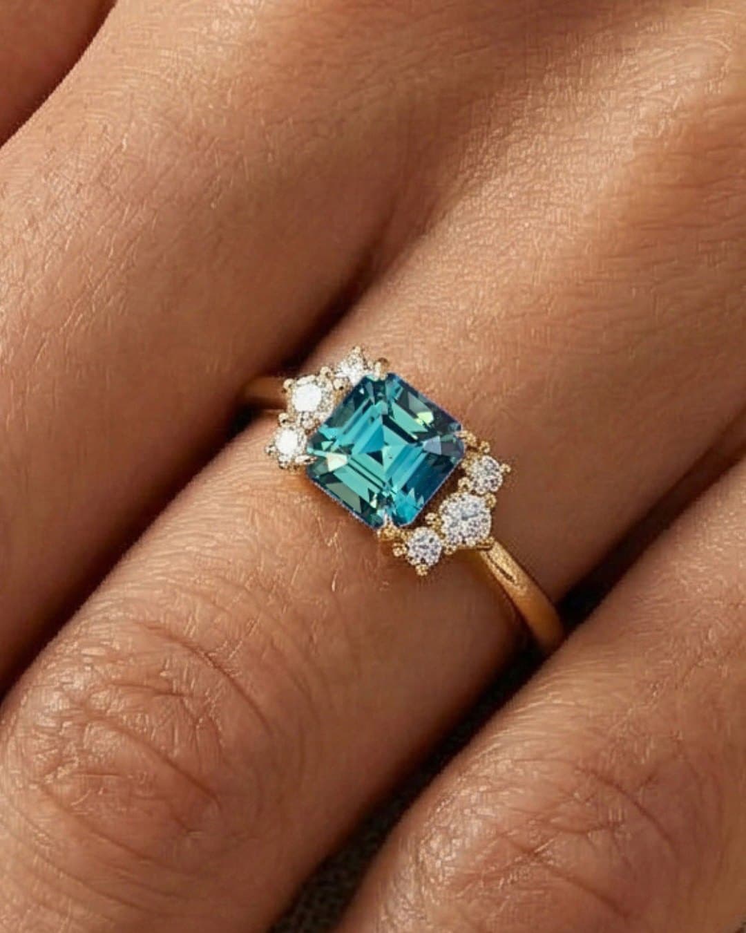 solitaire épaulé de diamants
