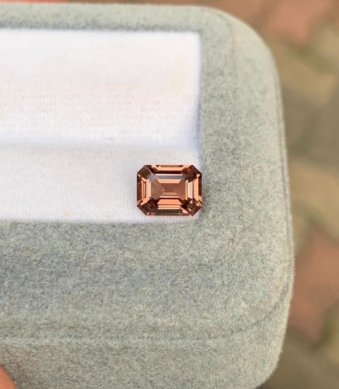 orange-rouge, rectangle 4,55 ct