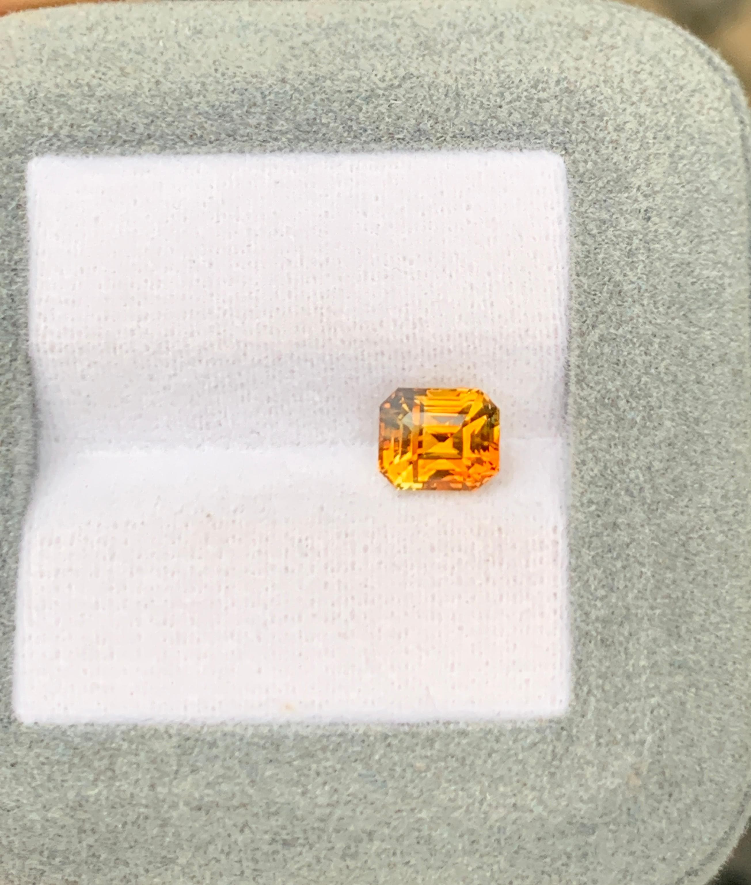 orange brûlé, rectangle 1,60 ct