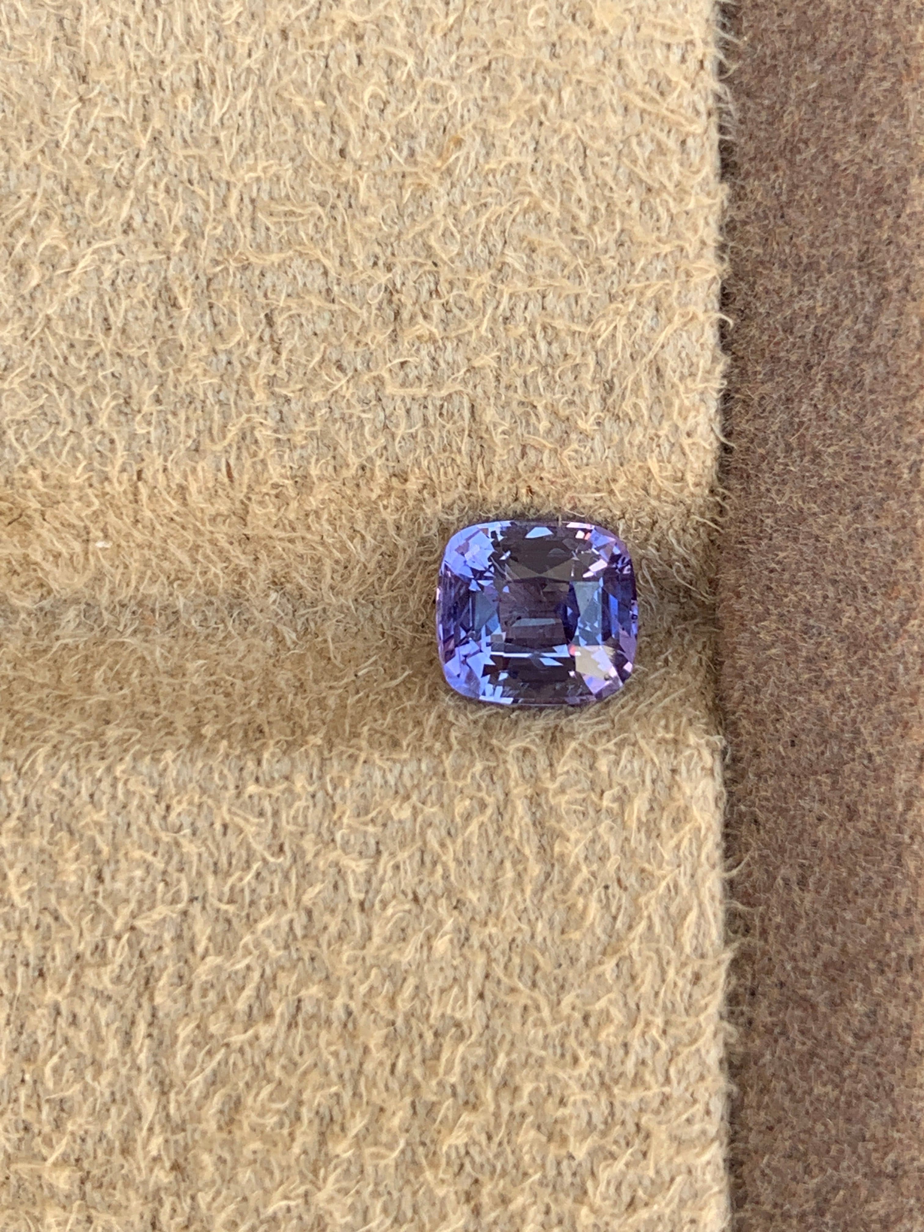 exemple — saphir du sri lanka 1,62 ct