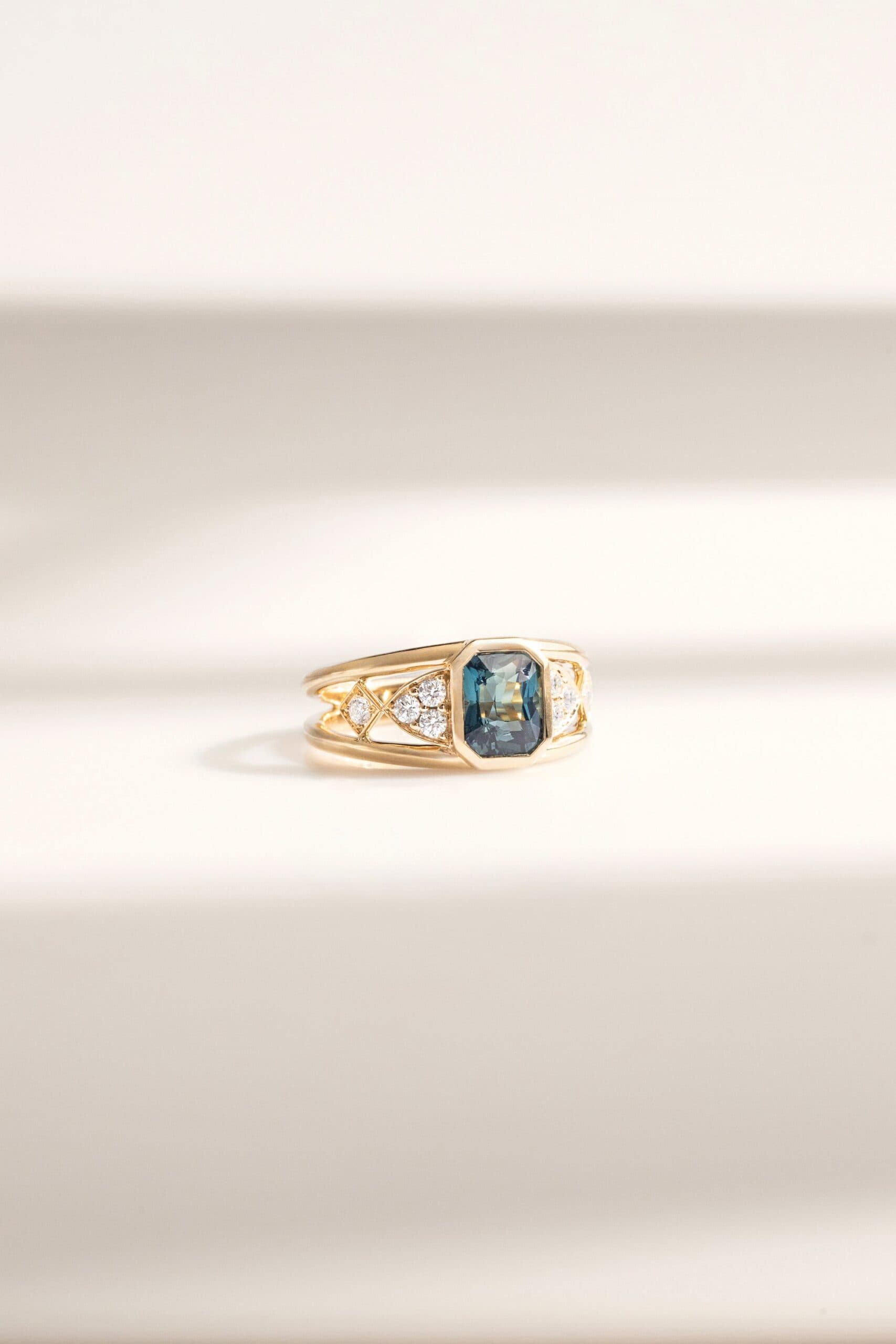 bague anniversaire saphir teal