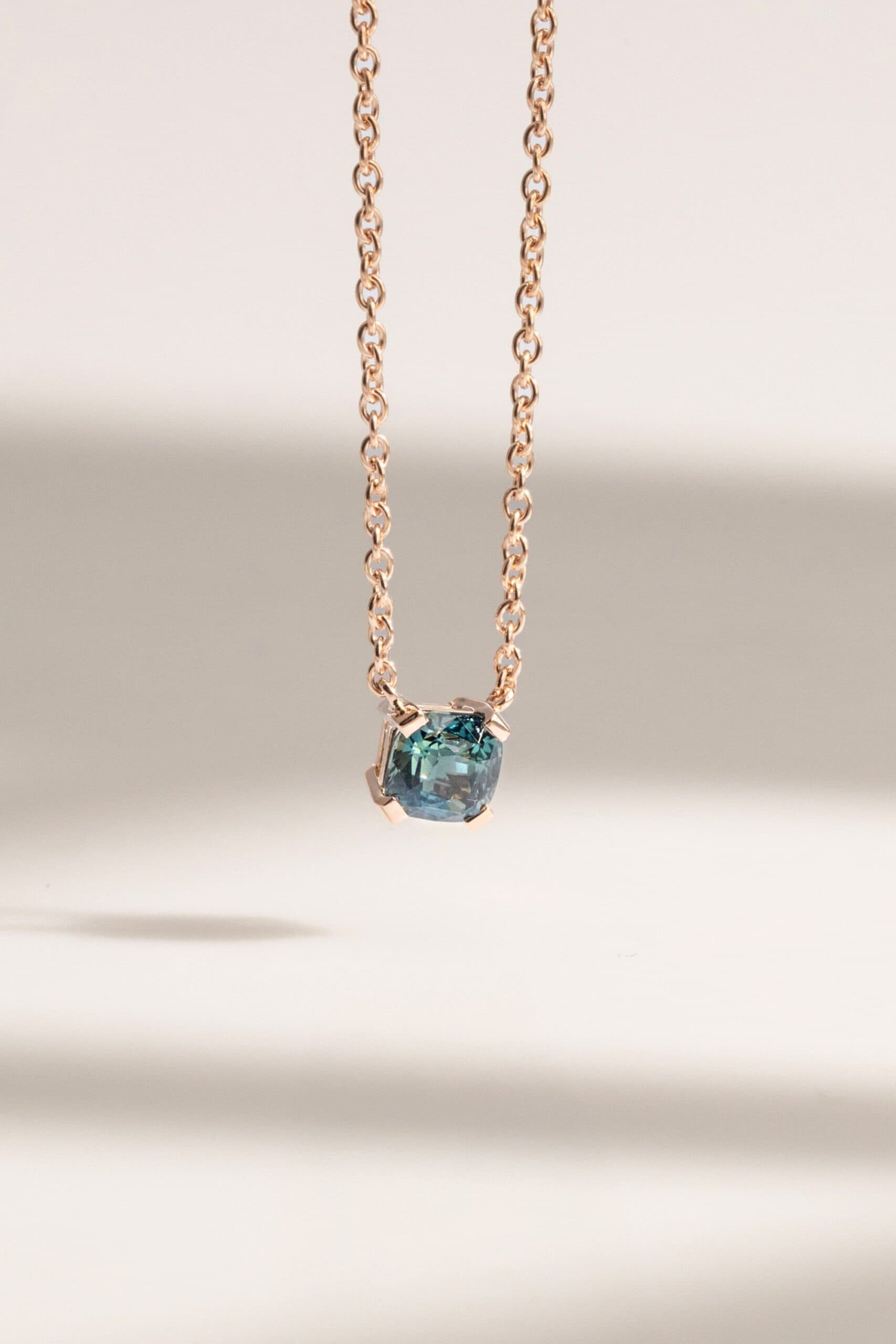 pendentif saphir teal