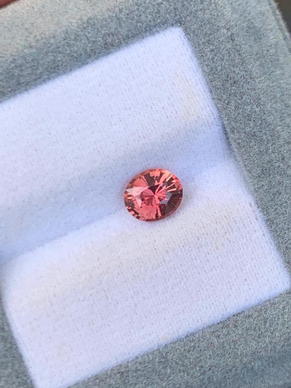 Zafiro Padparadscha Oval de 1,08ct