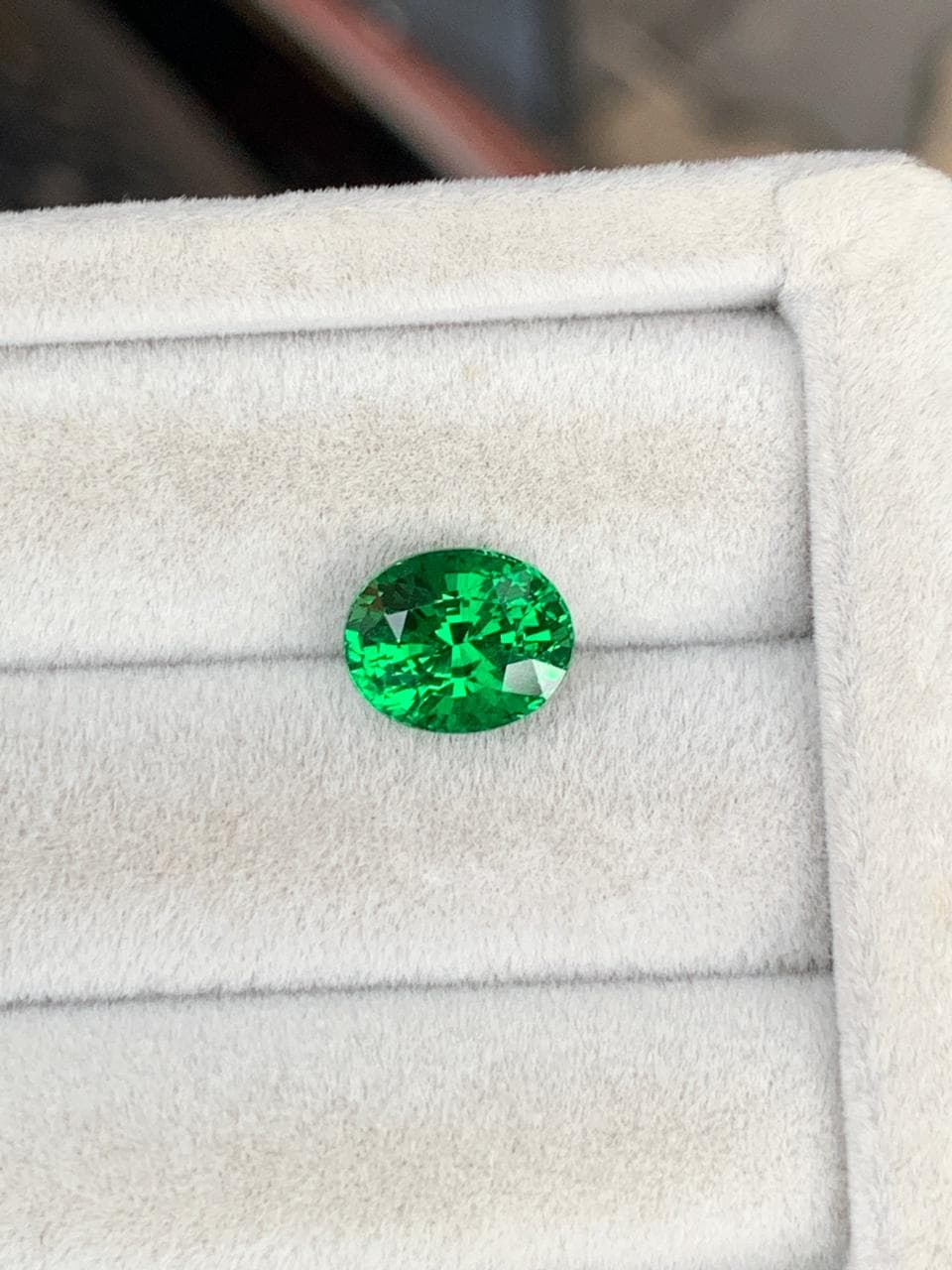 Tsavorite Ovale da 3,08ct
