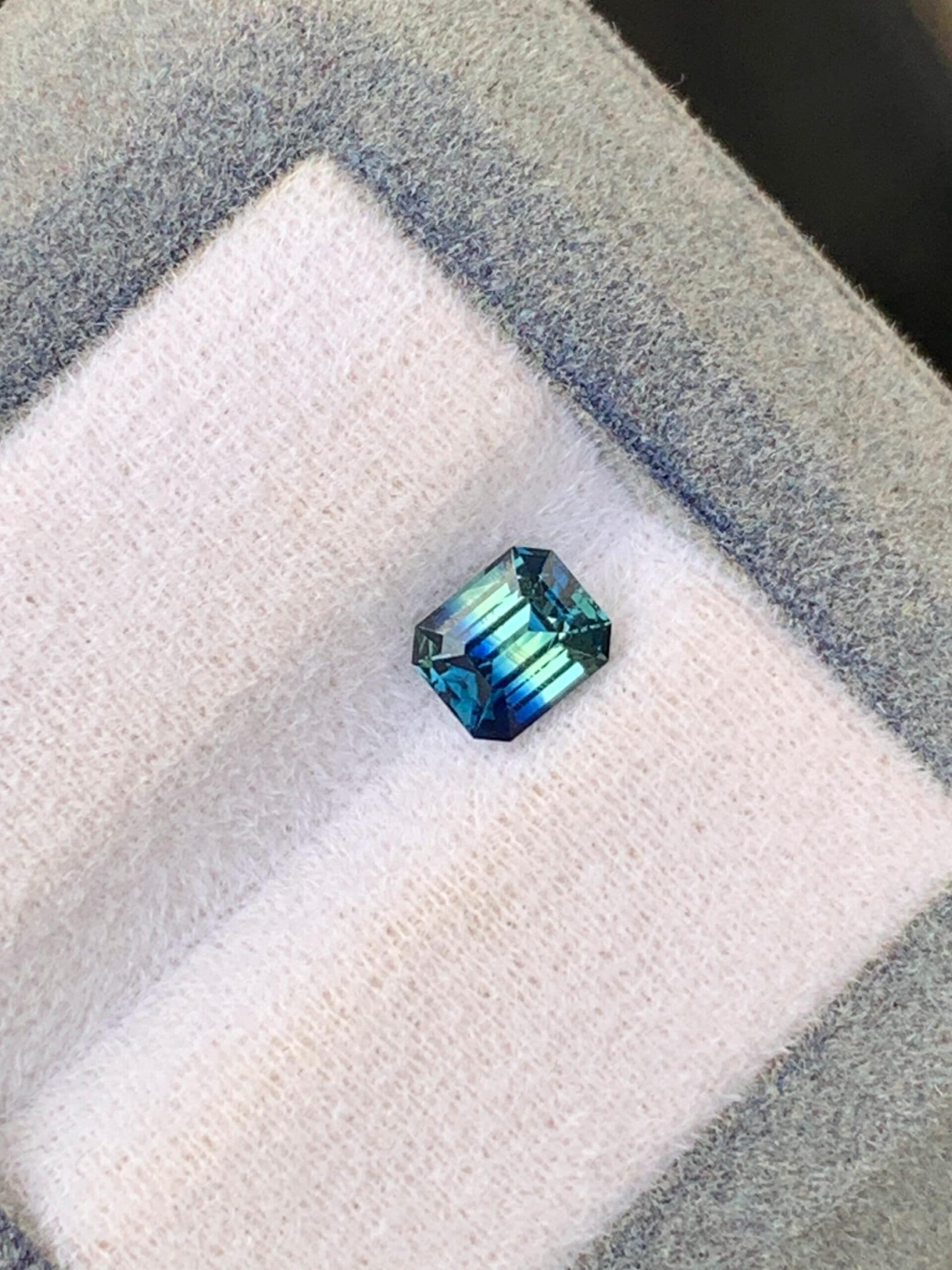 Saphir Teal Rectangle de 1,05ct