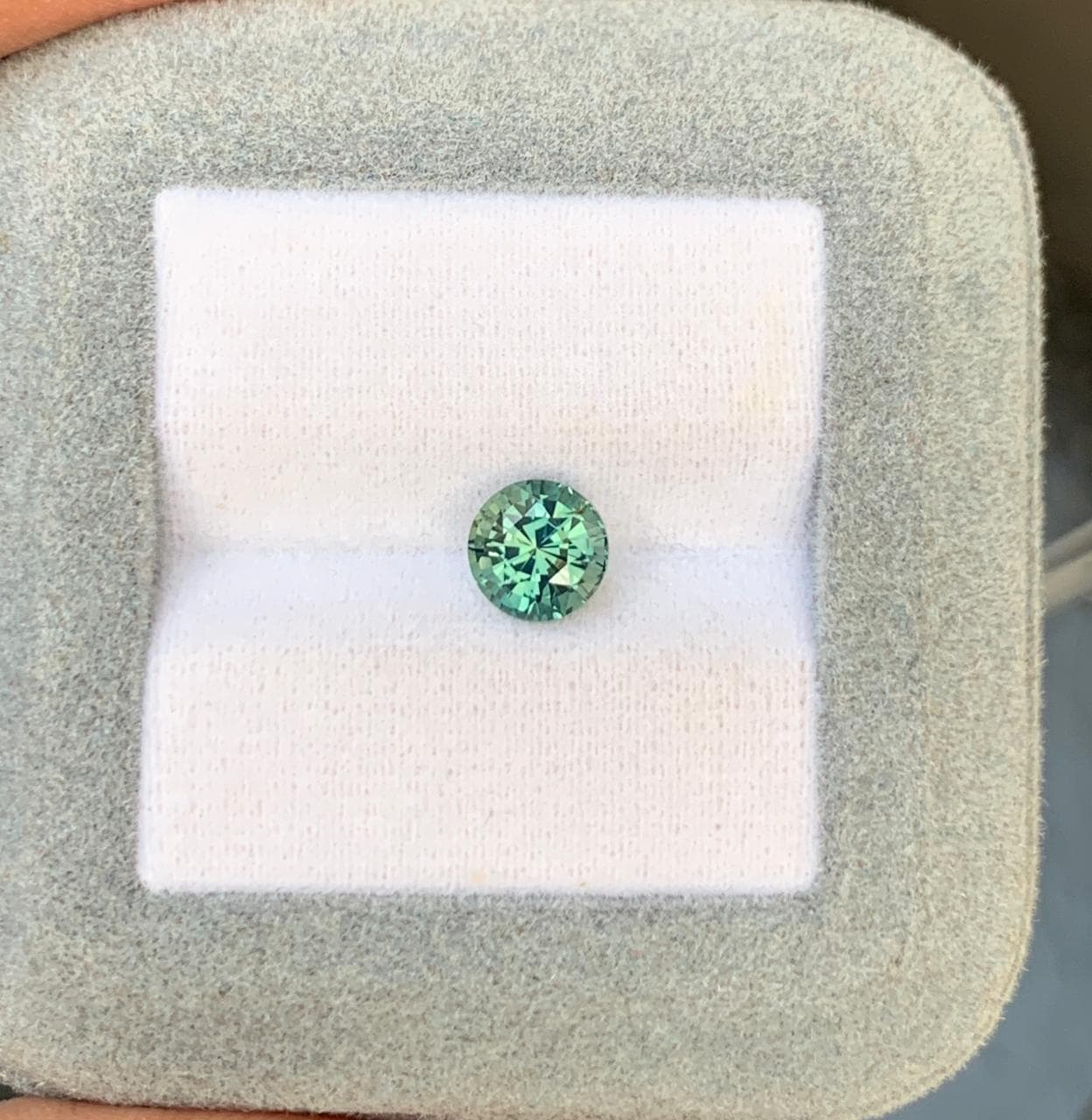 Teal-Saphir Rund 1,62 ct