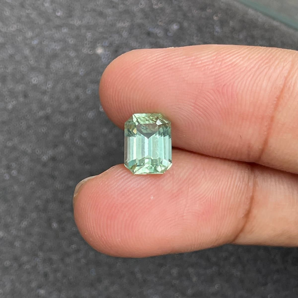 Tourmaline Verte Rectangle de 2,43ct