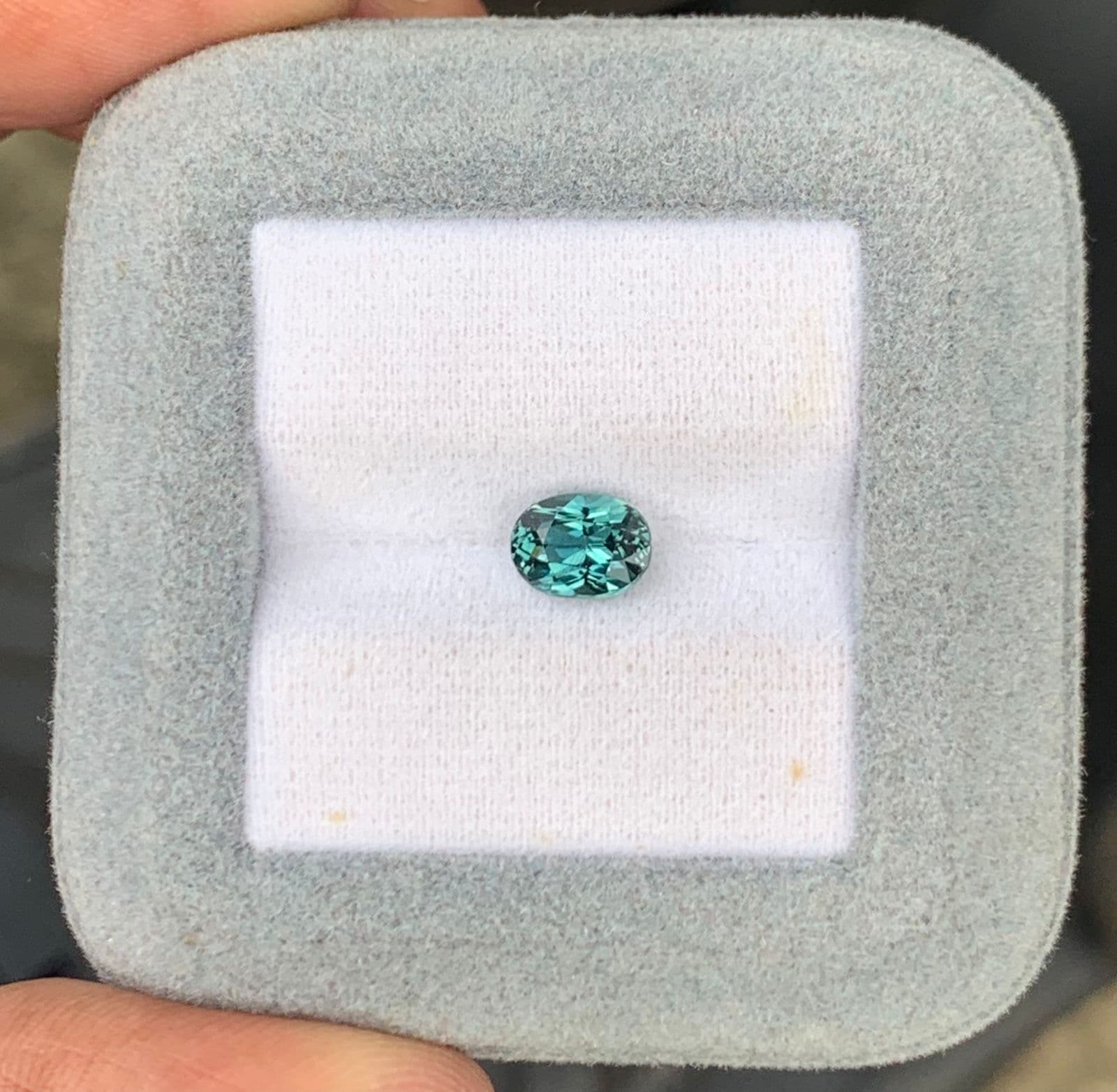 Safira Teal Oval de 1,56ct — Madagascar, Sem Aquecimento (2)