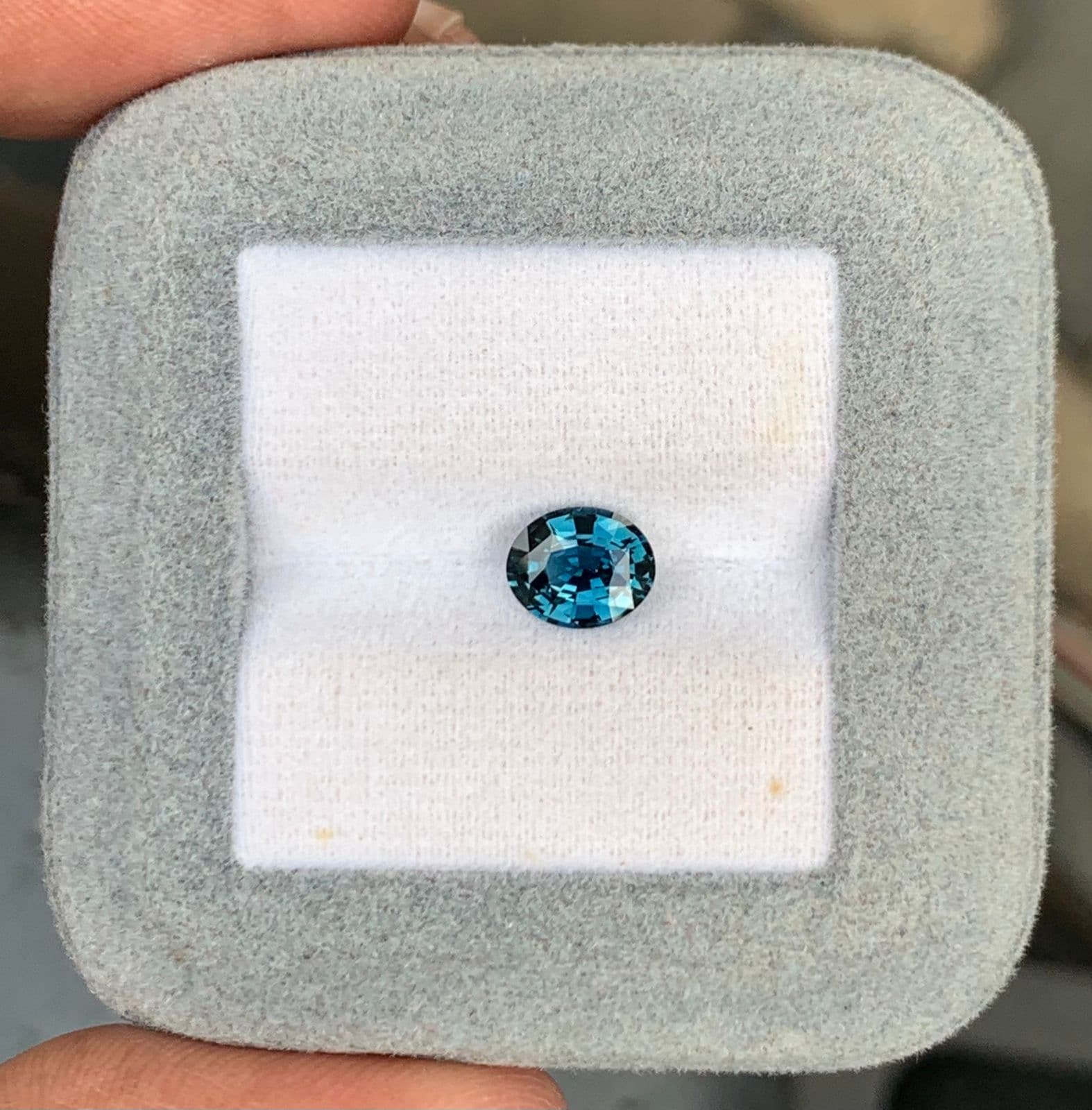 Safira Teal Oval de 1,53ct — Madagascar, Sem Aquecimento (2)
