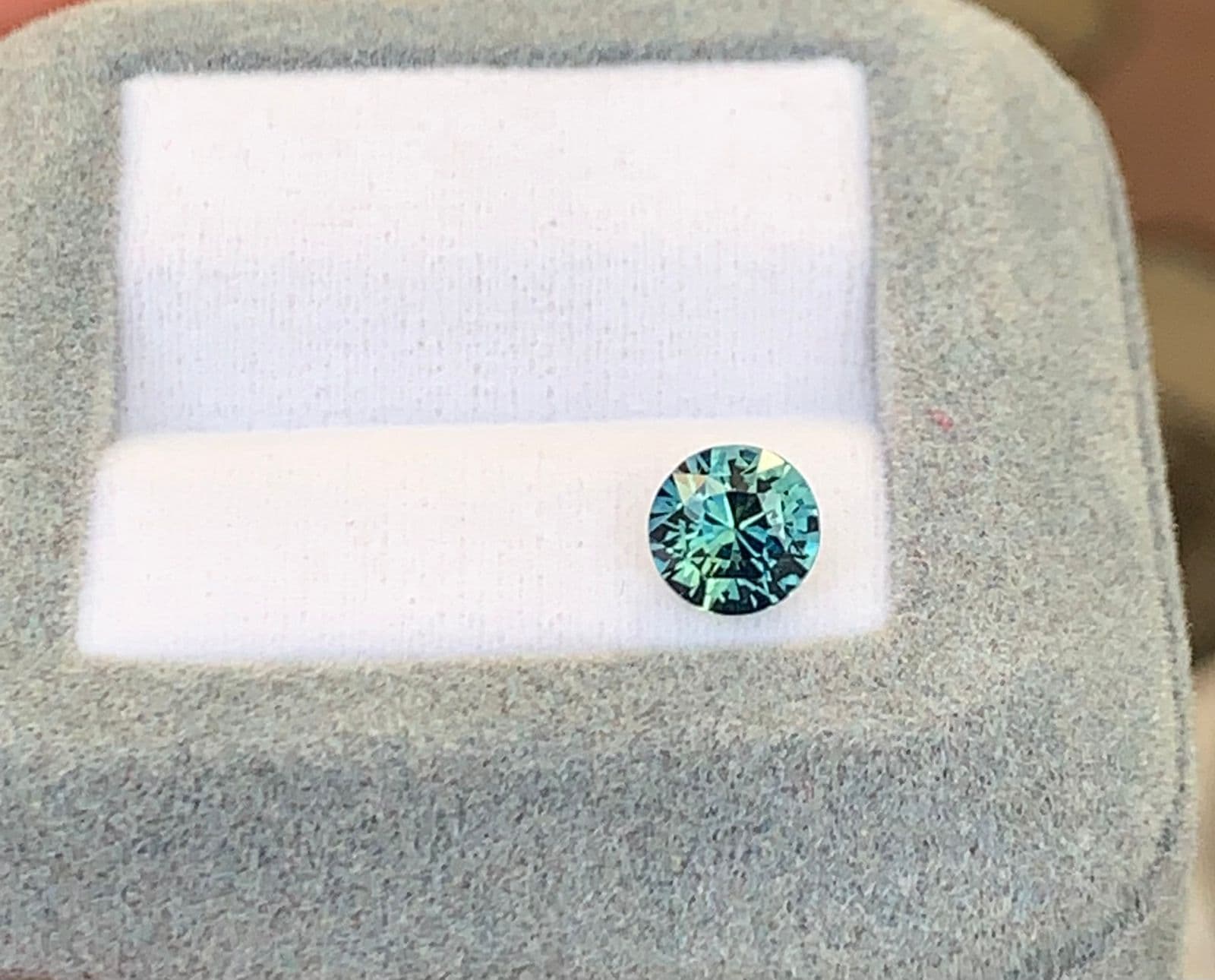 Saphir Teal Rond de 1,62ct — Madagascar