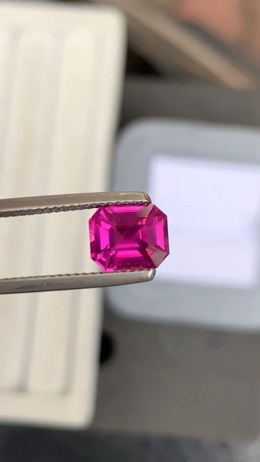 Saphir Rose Rectangle de 2,56ct