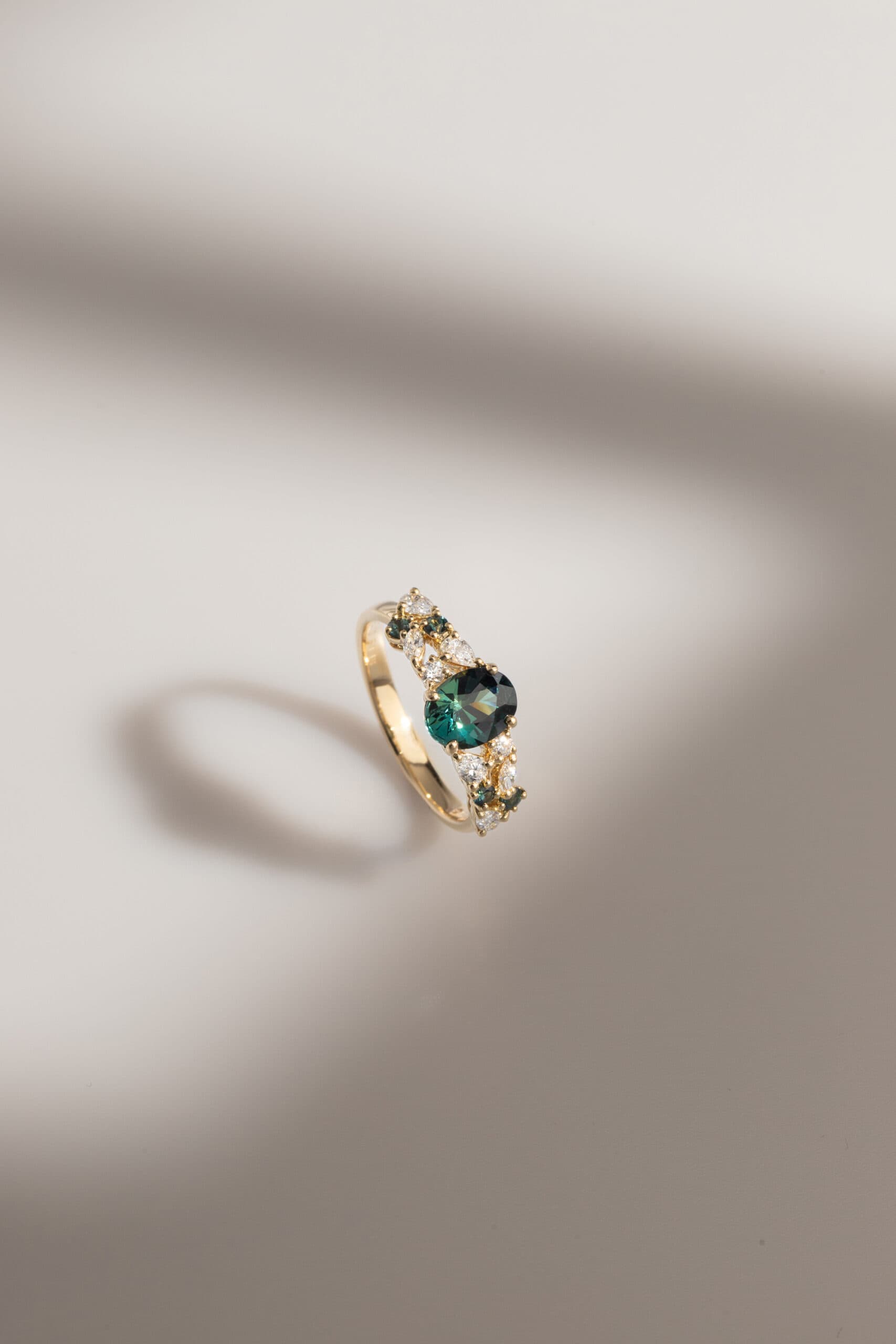 bague fiancailles saphir vert