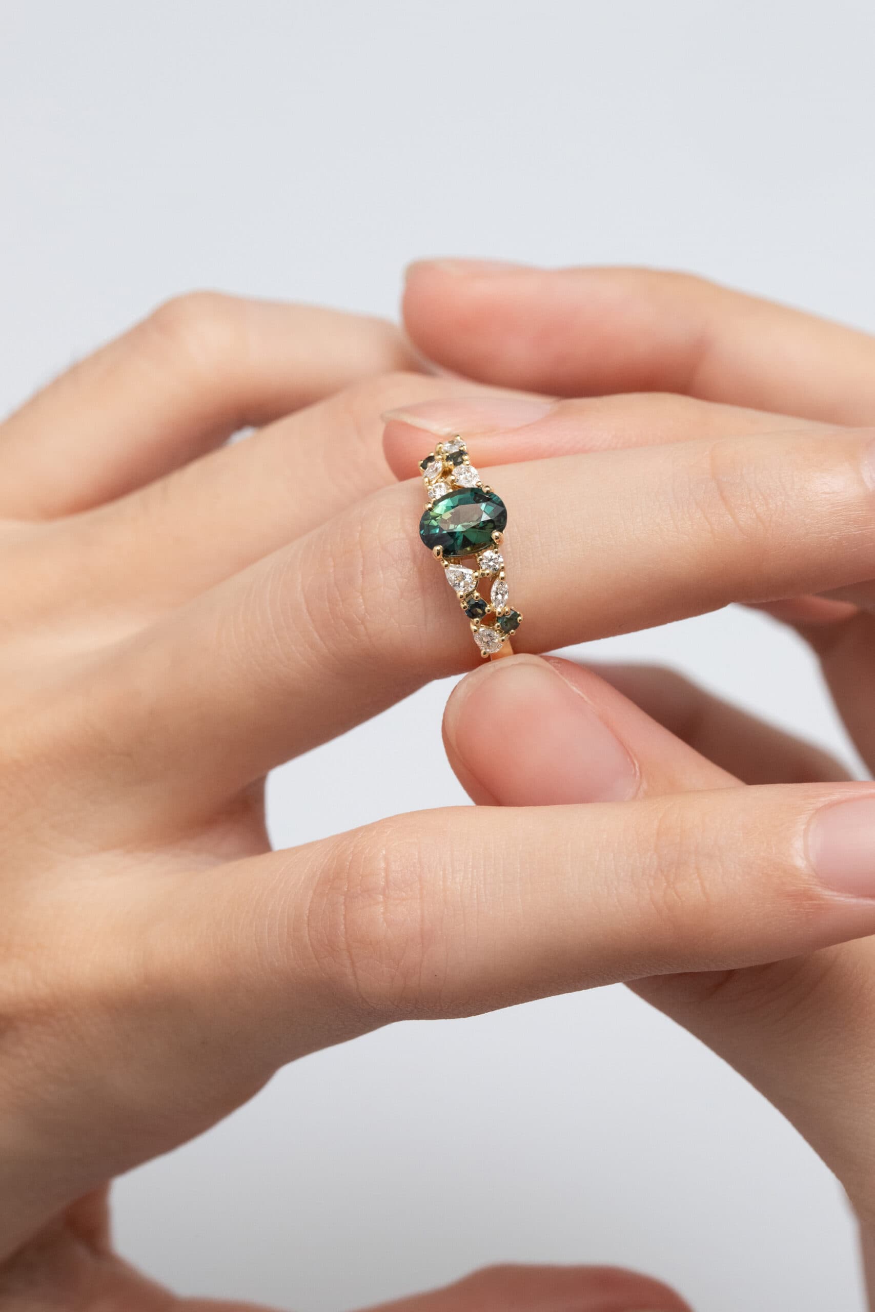 bague fiancailles saphir vert