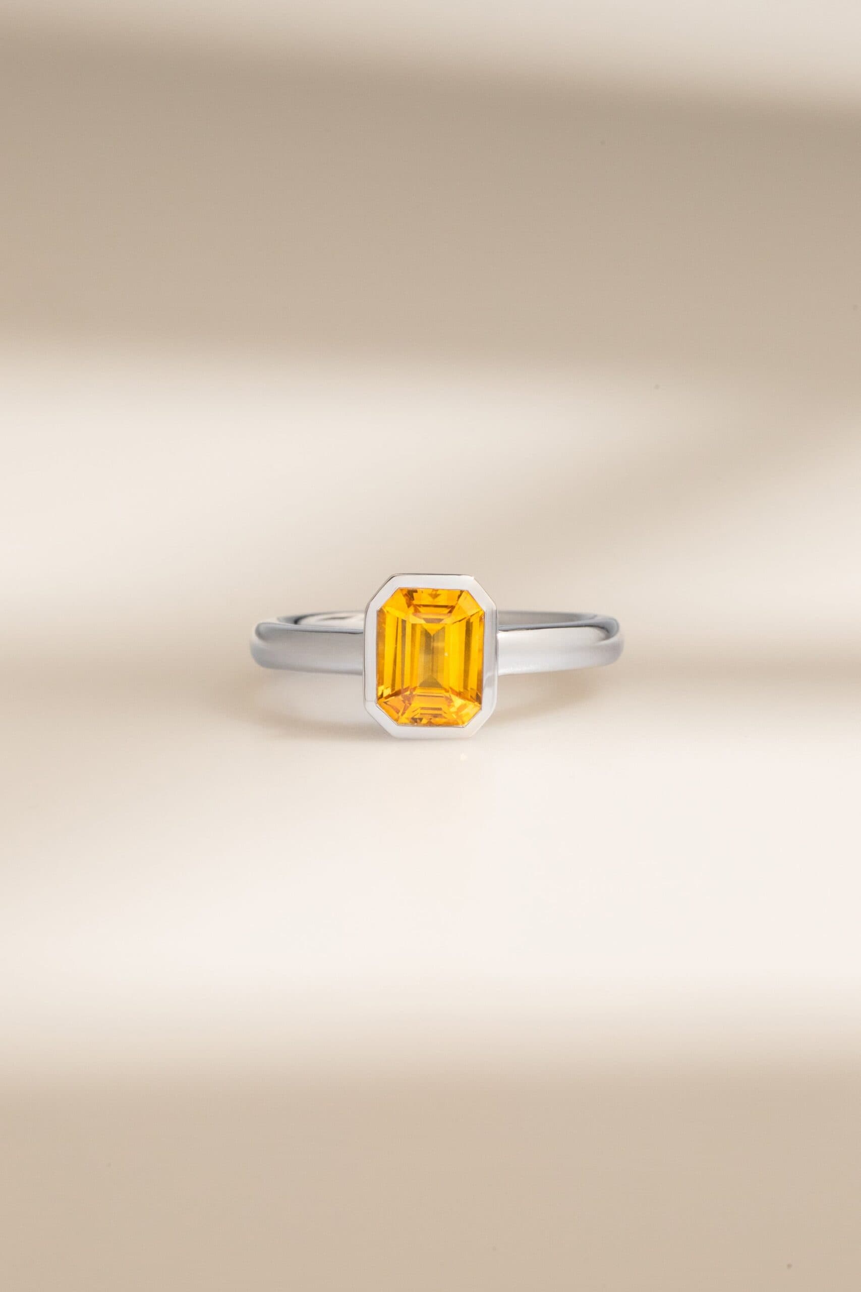 Bague saphir jaune, 1,58 ct, platine