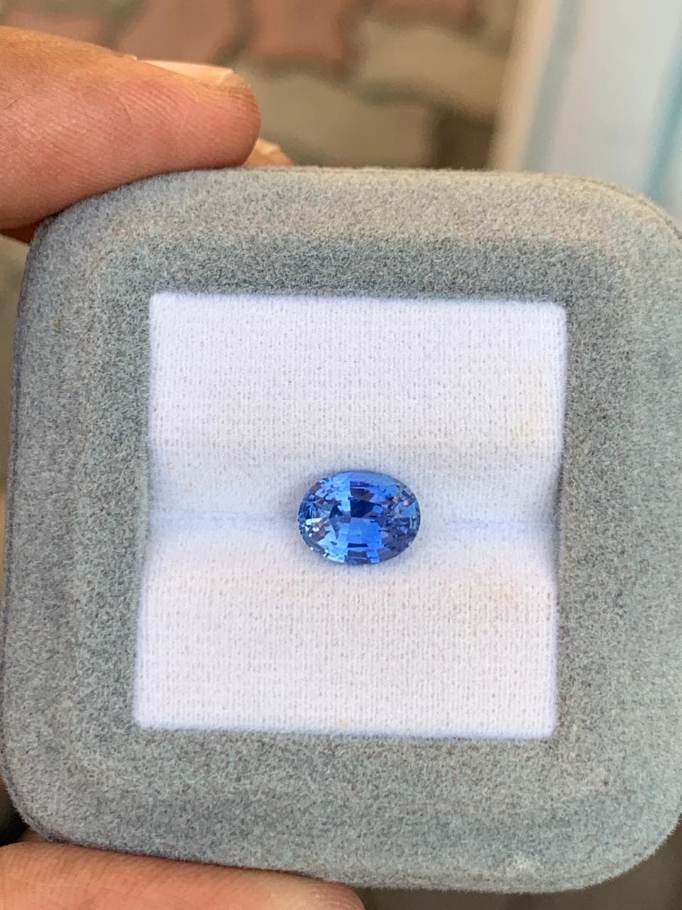 Blauer Saphir Oval 2,51 ct — Sri Lanka, Unerhitzt