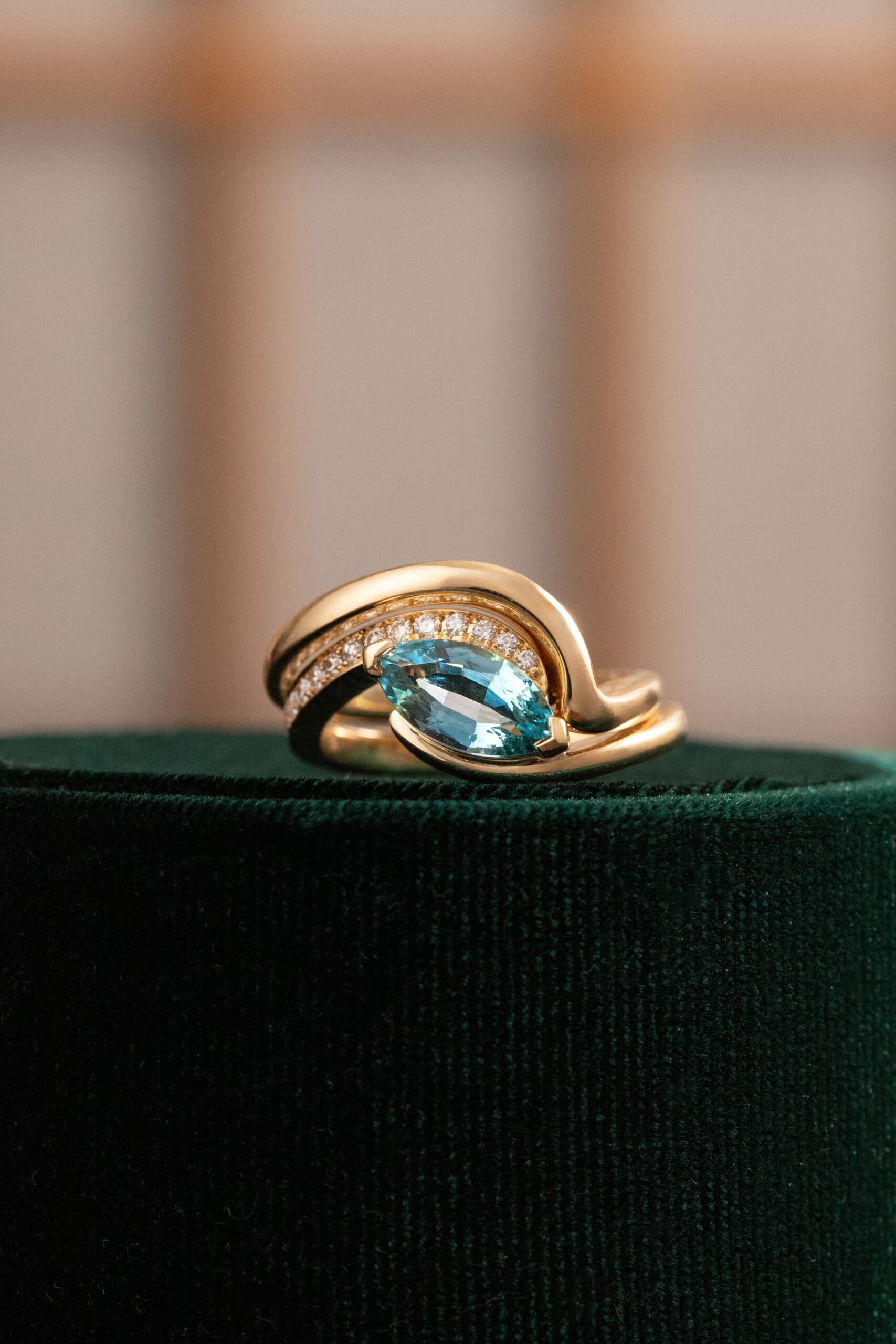 Bague de fiançailles avec Aigue-marine