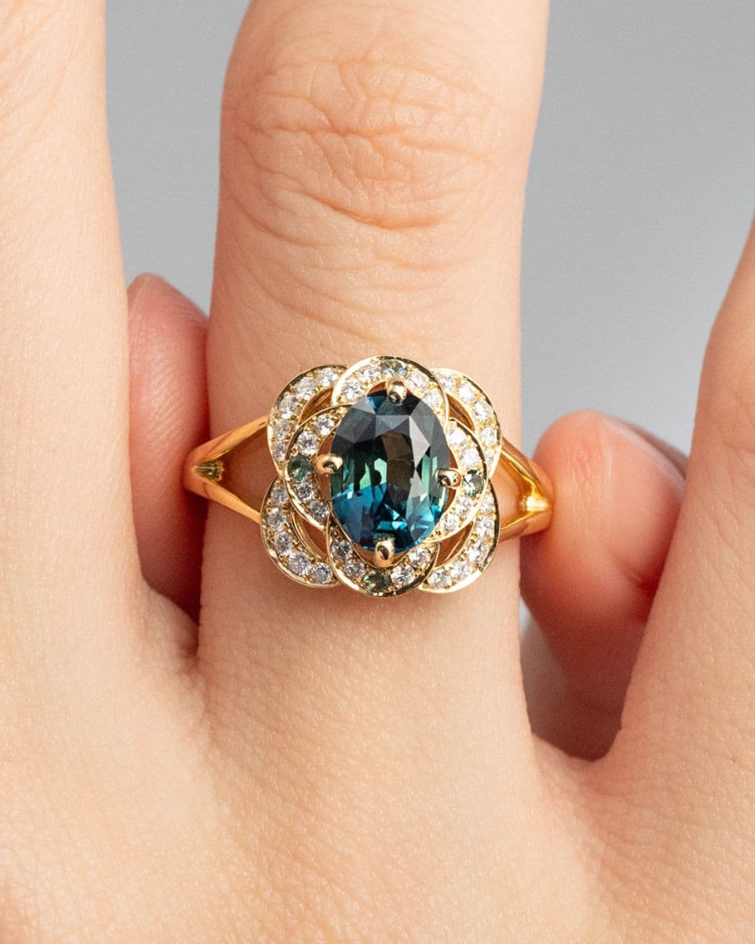 Bague de fiançailles avec Saphir Teal