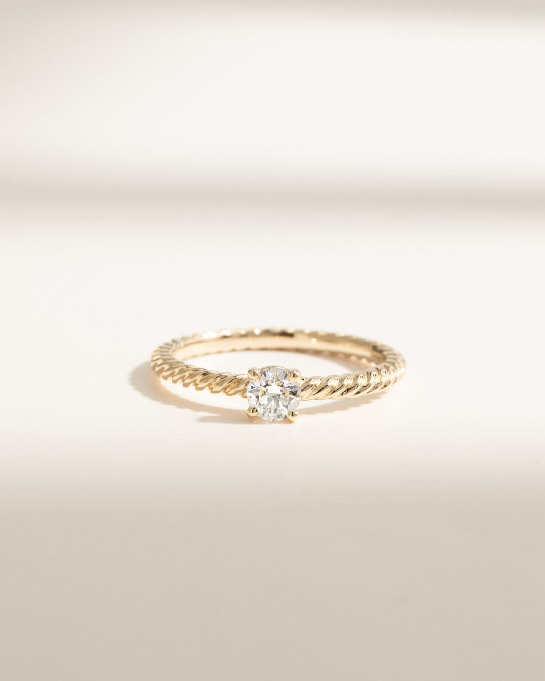 solitaire diamant torsade