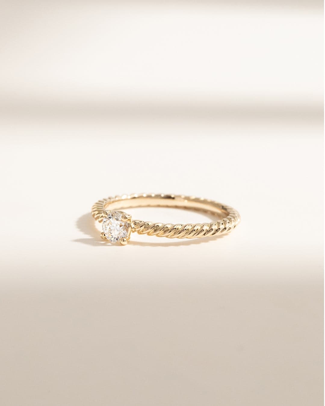 solitaire diamant torsade