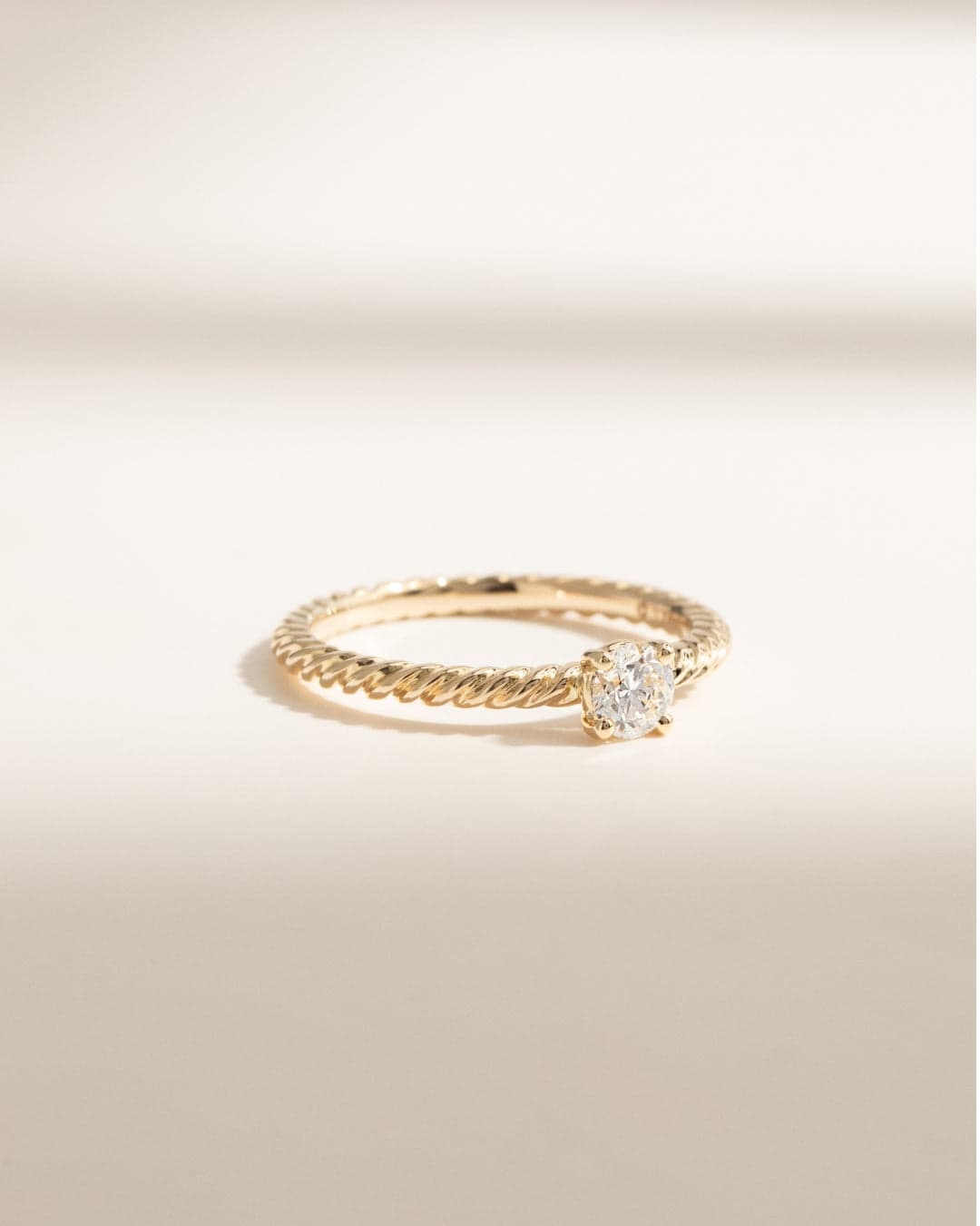 solitaire diamant torsade