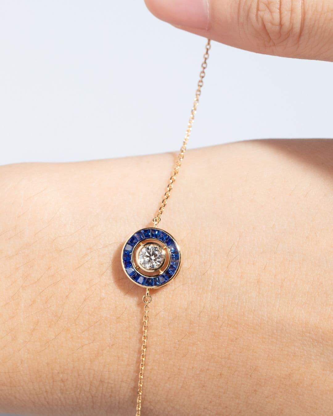 bracelet diamant et saphirs bleus
