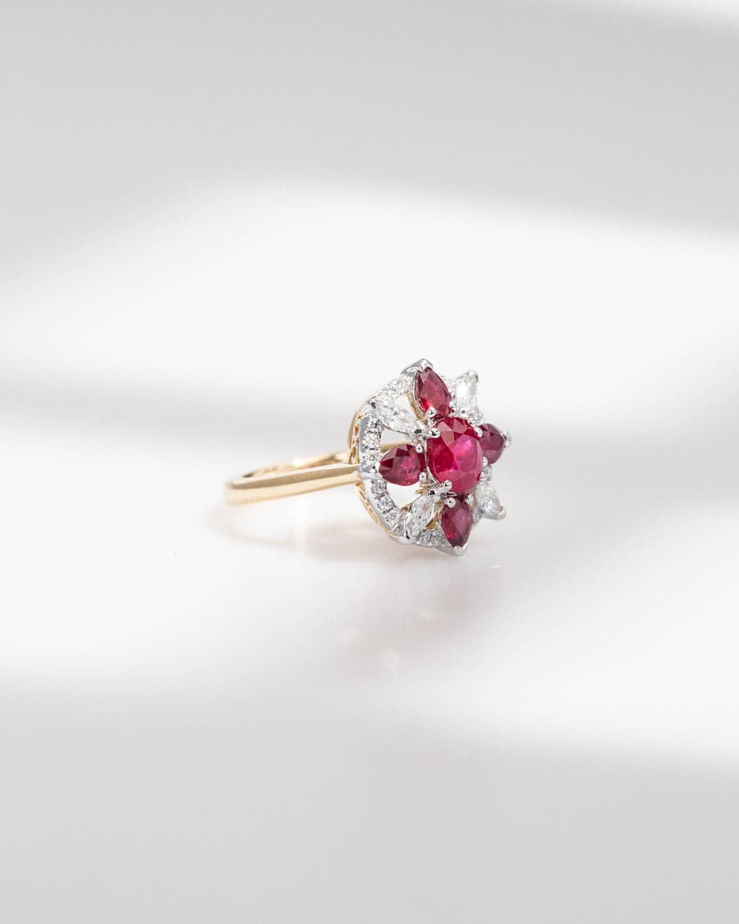 bague vintage rubis