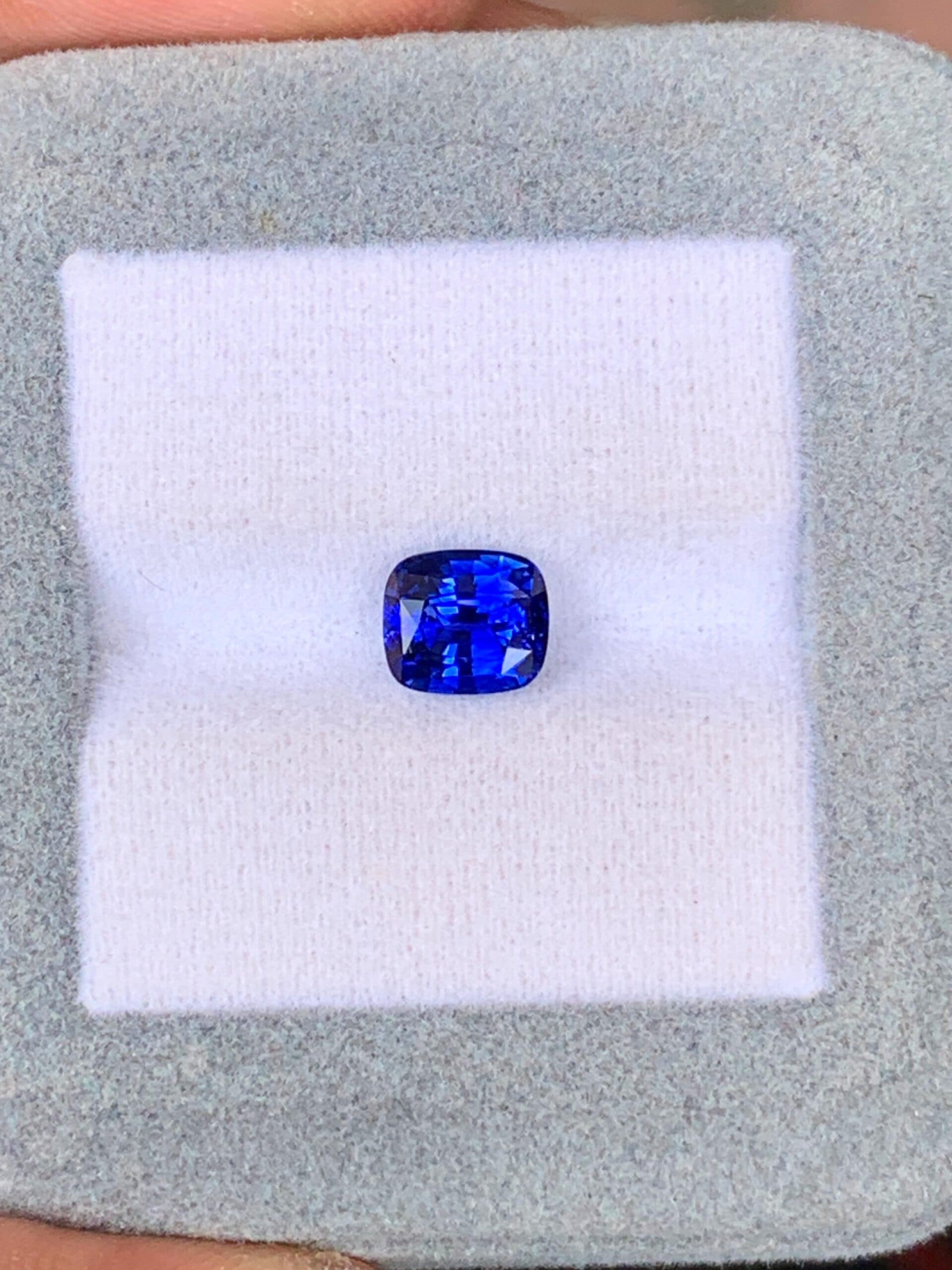 Blue Sapphire Cushion 2.03ct