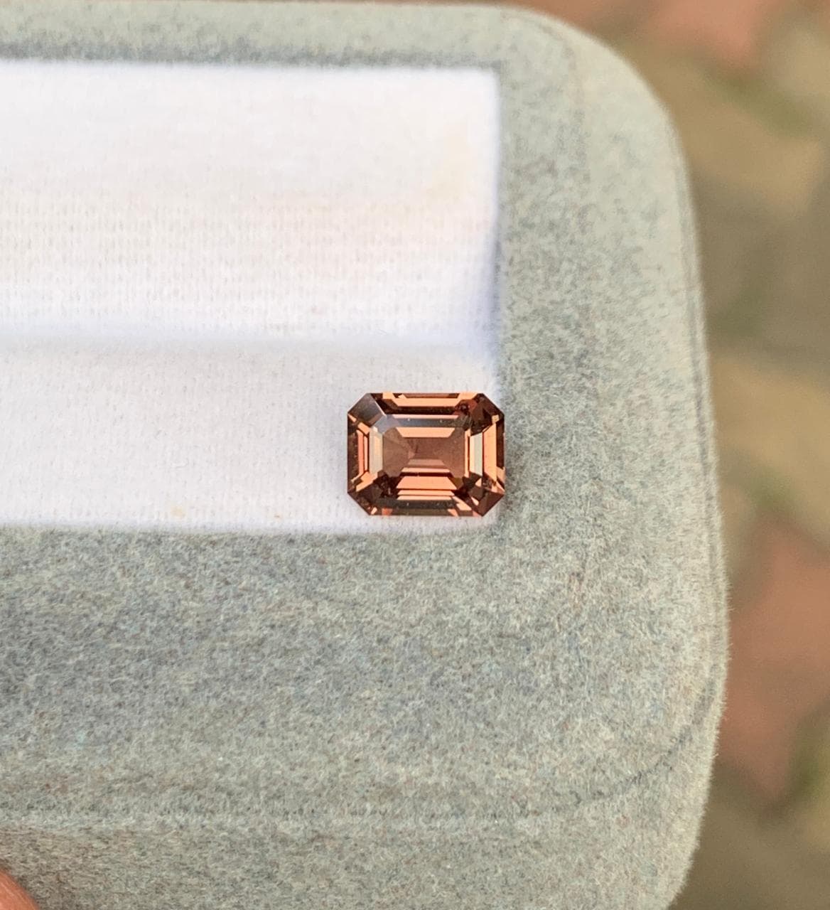 Oranger Saphir Rechteck 1,60 ct