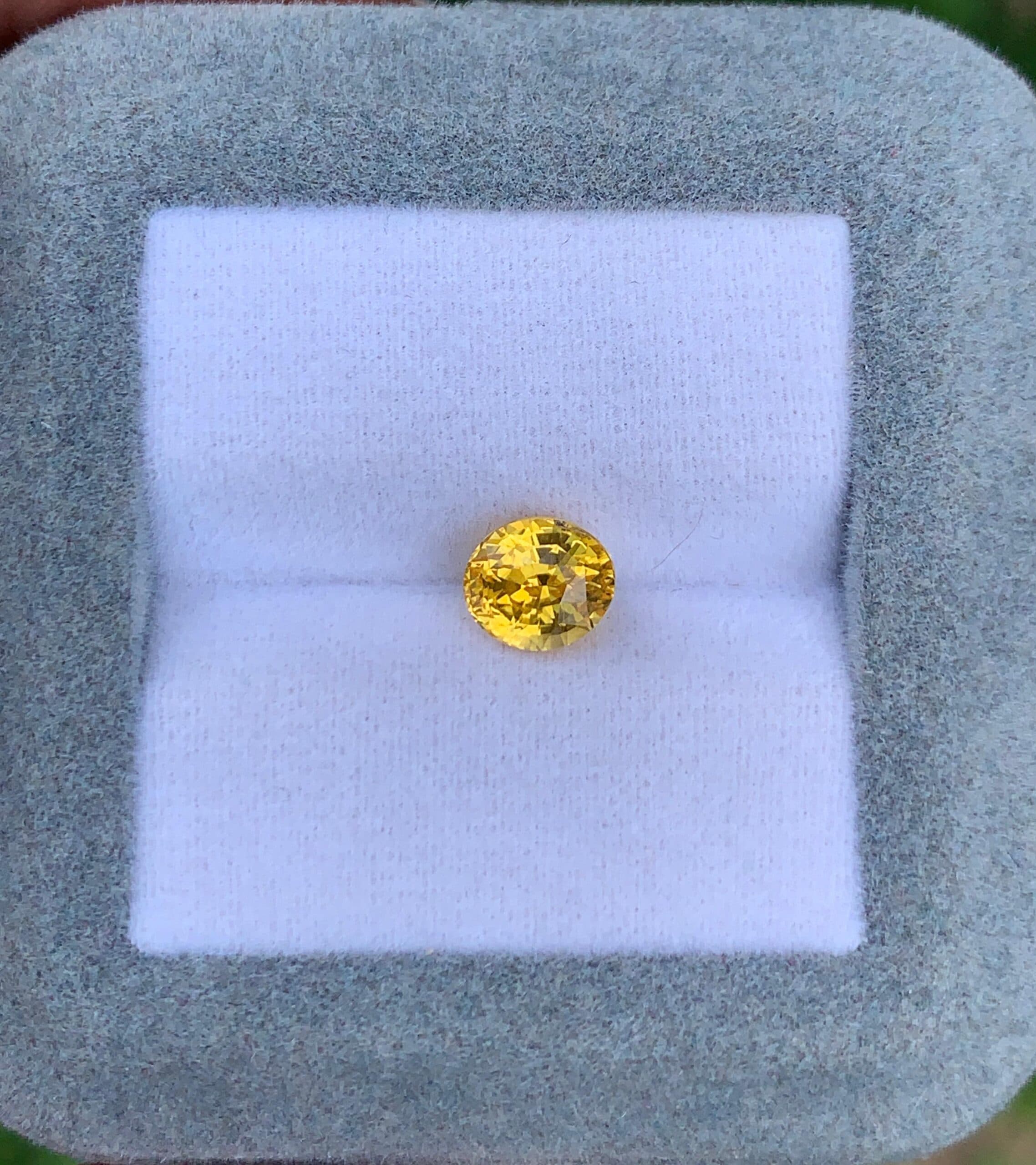 Oval Yellow Sapphire 1.56ct