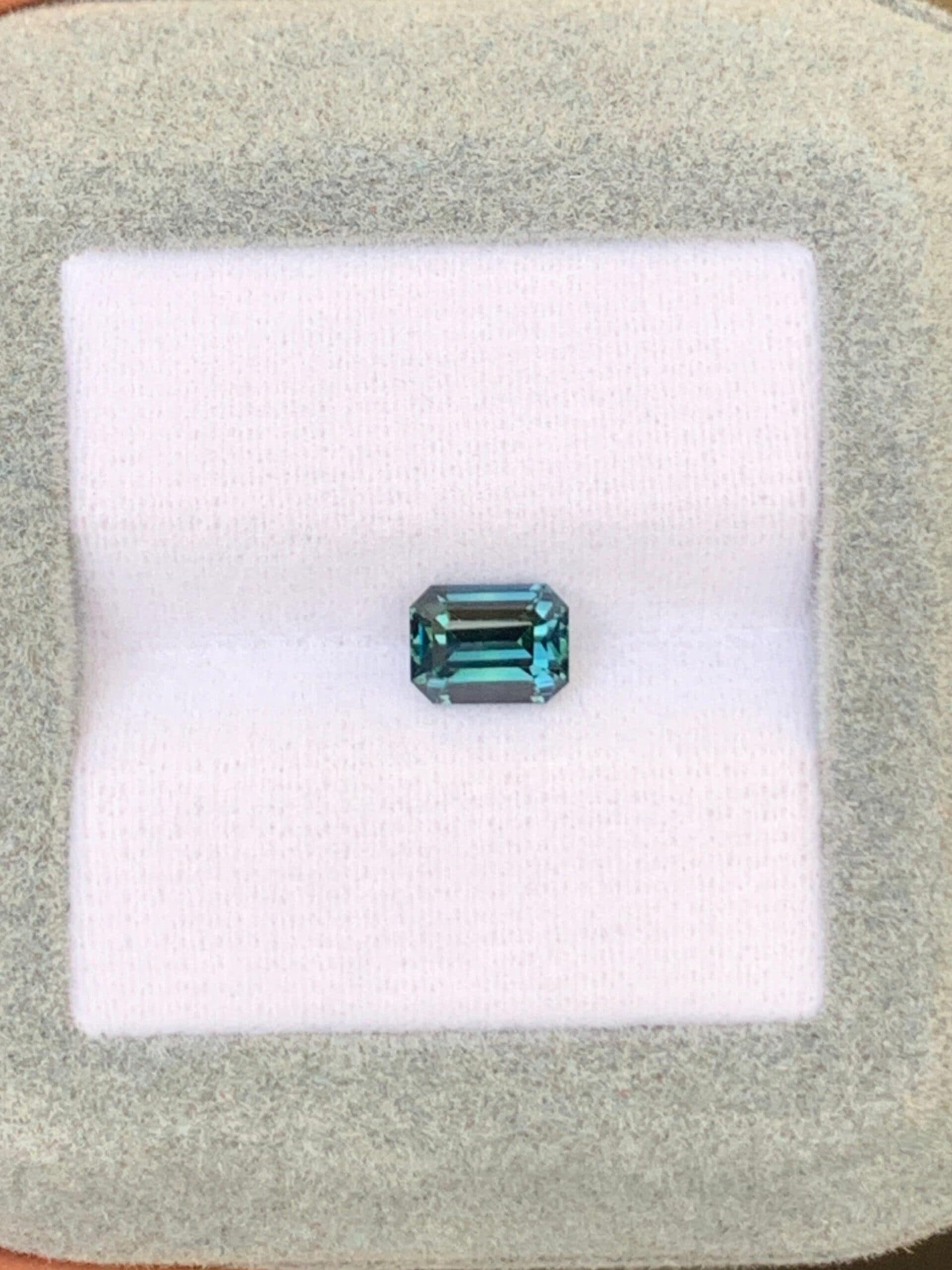 Teal-Saphir Rechteck 1,13 ct