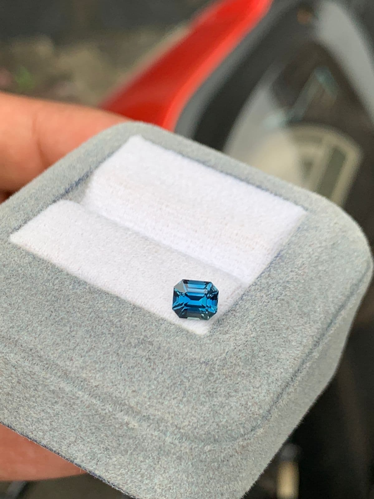 Teal-Saphir Rechteck 1,07 ct