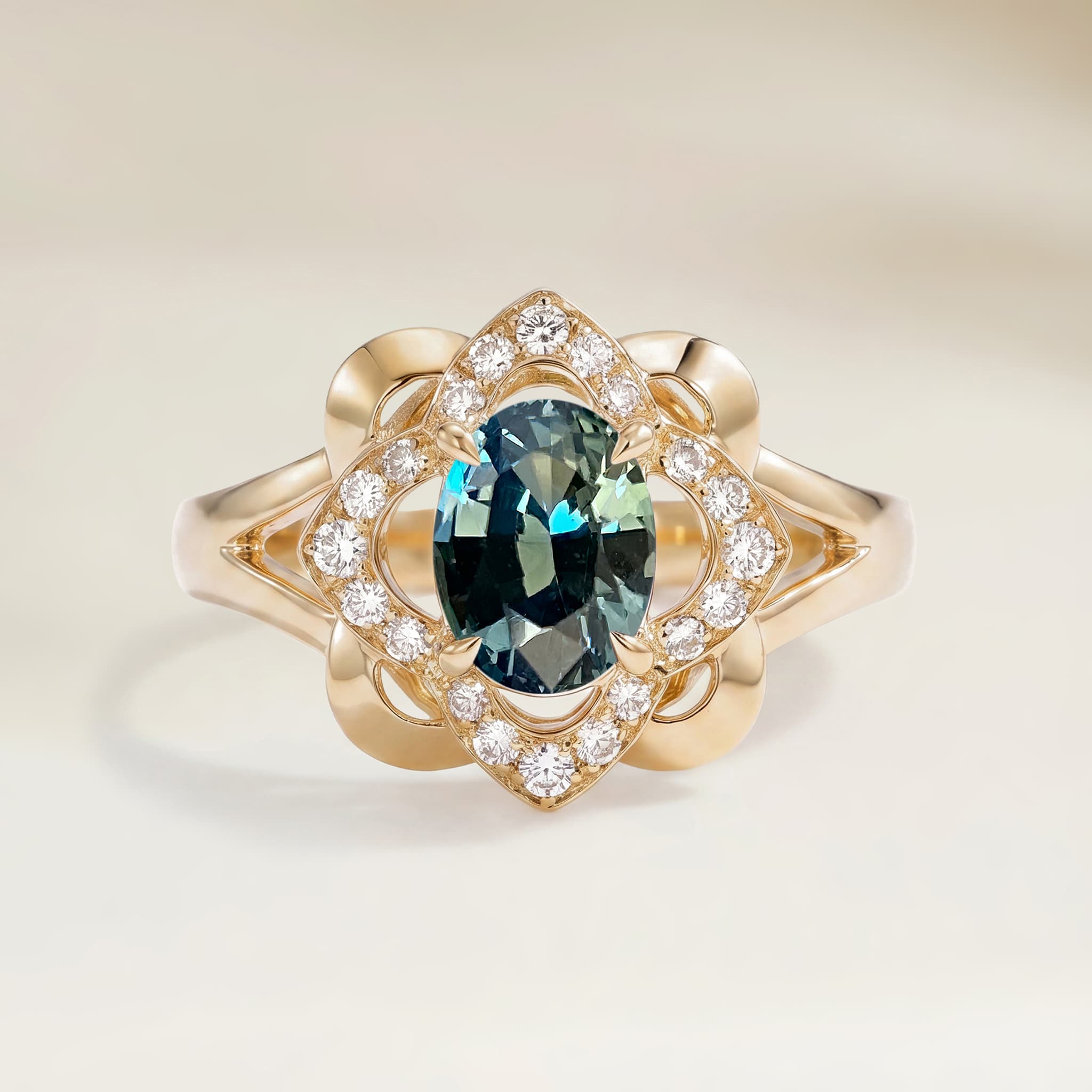 Bague Moderne Saphir Teal Ovale de 1,14ct — Or Jaune 18k - vue principale