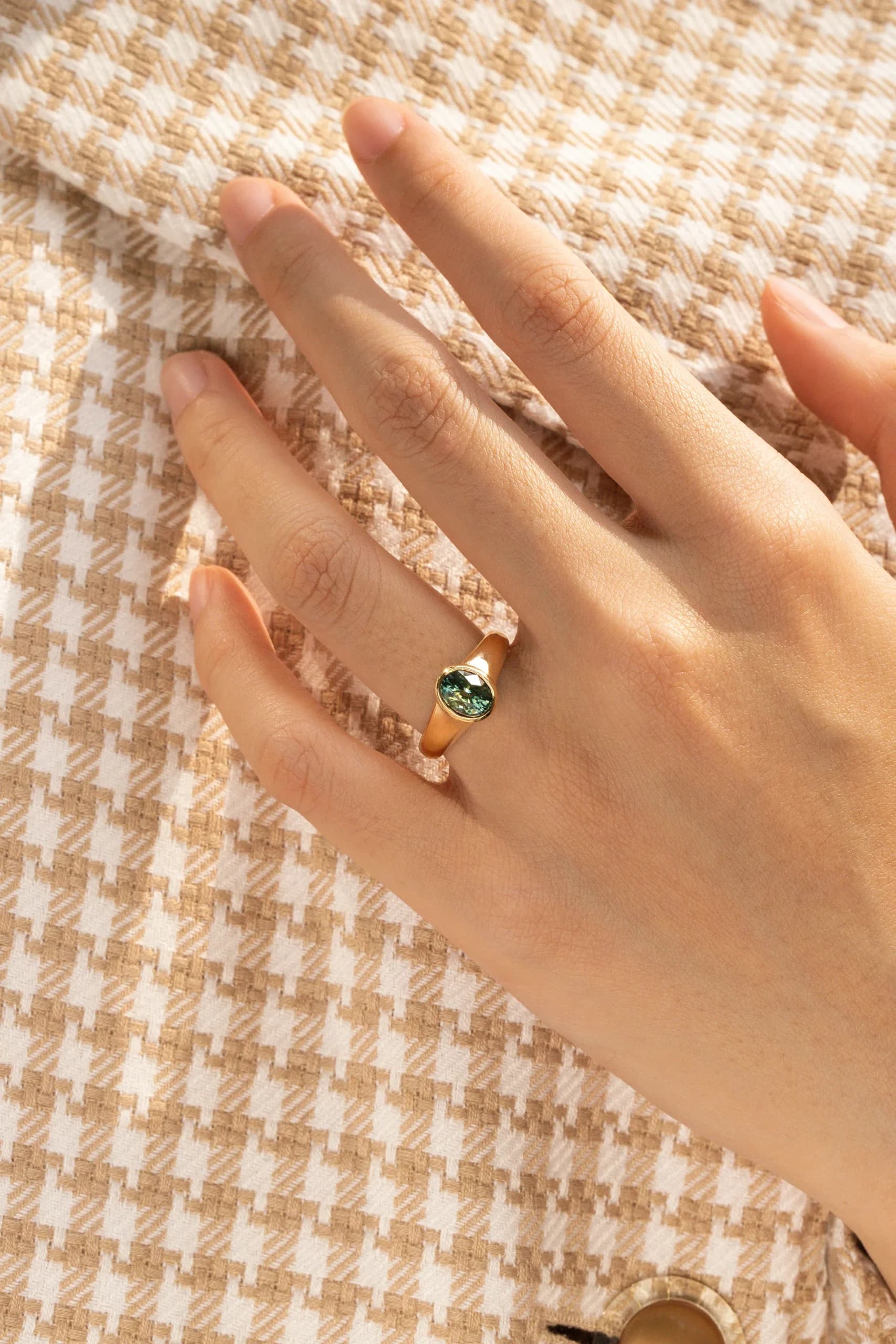Bague de fiançailles avec Saphir Teal