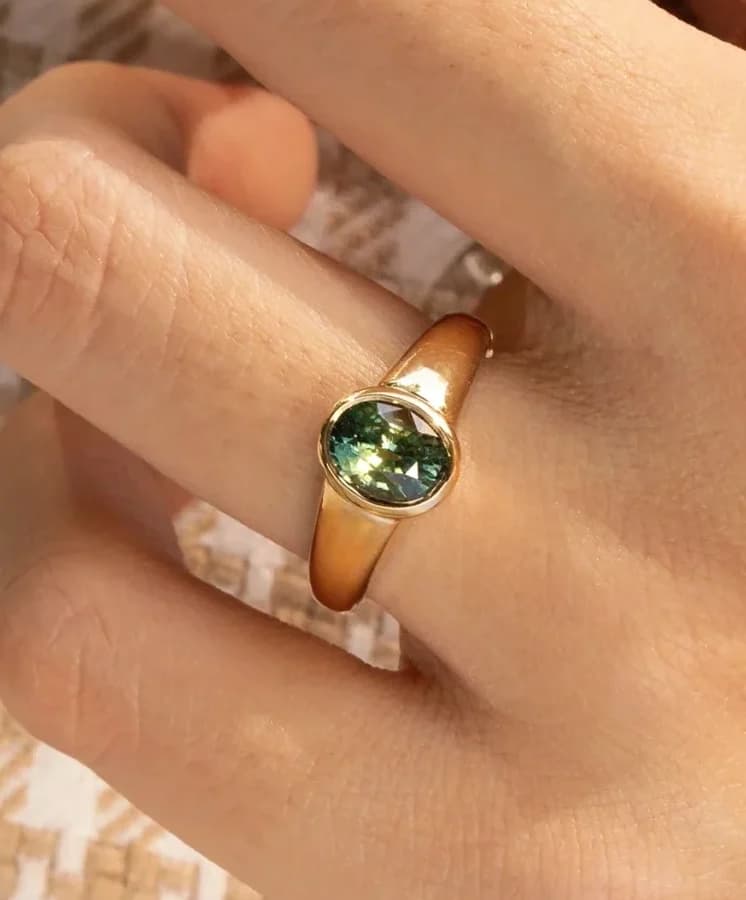 Bague de fiançailles avec Saphir Teal