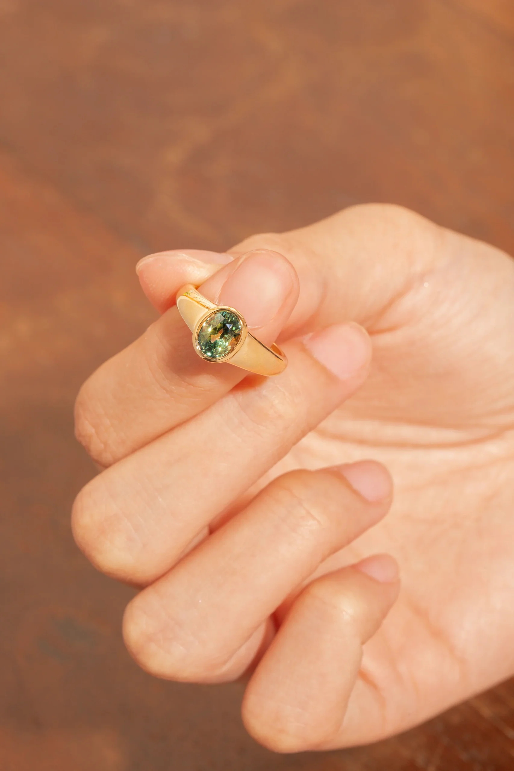 Bague de fiançailles avec Saphir Teal
