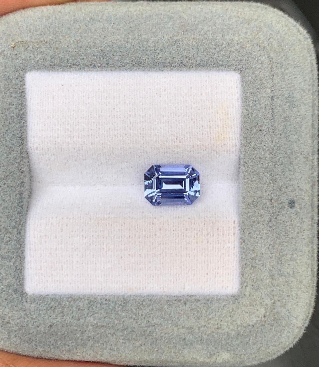 Saphir Bleu Rectangle de 1,84ct