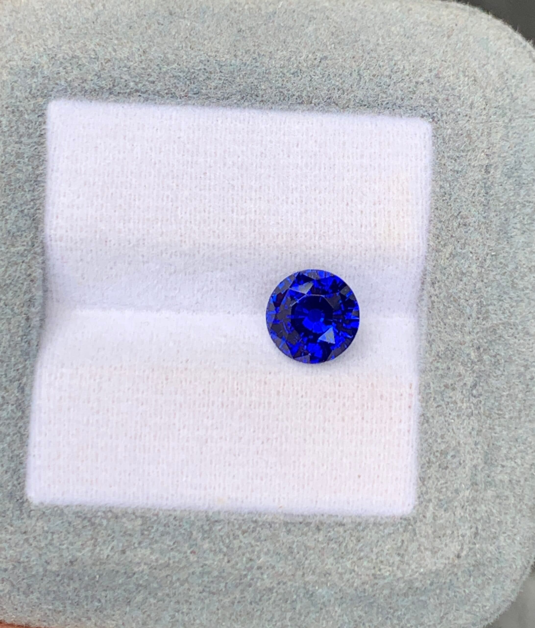 Blauer Saphir Rund 2,52 ct — Sri Lanka, Erhitzt