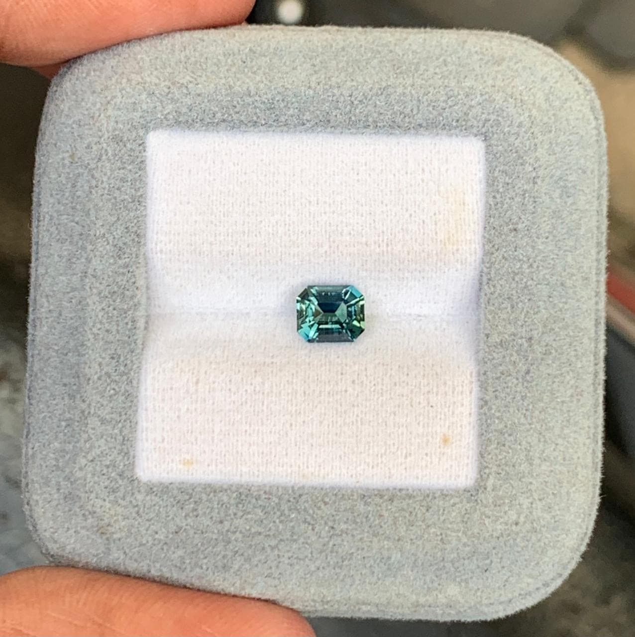 Teal-Saphir Rechteck 1,09 ct — Madagaskar