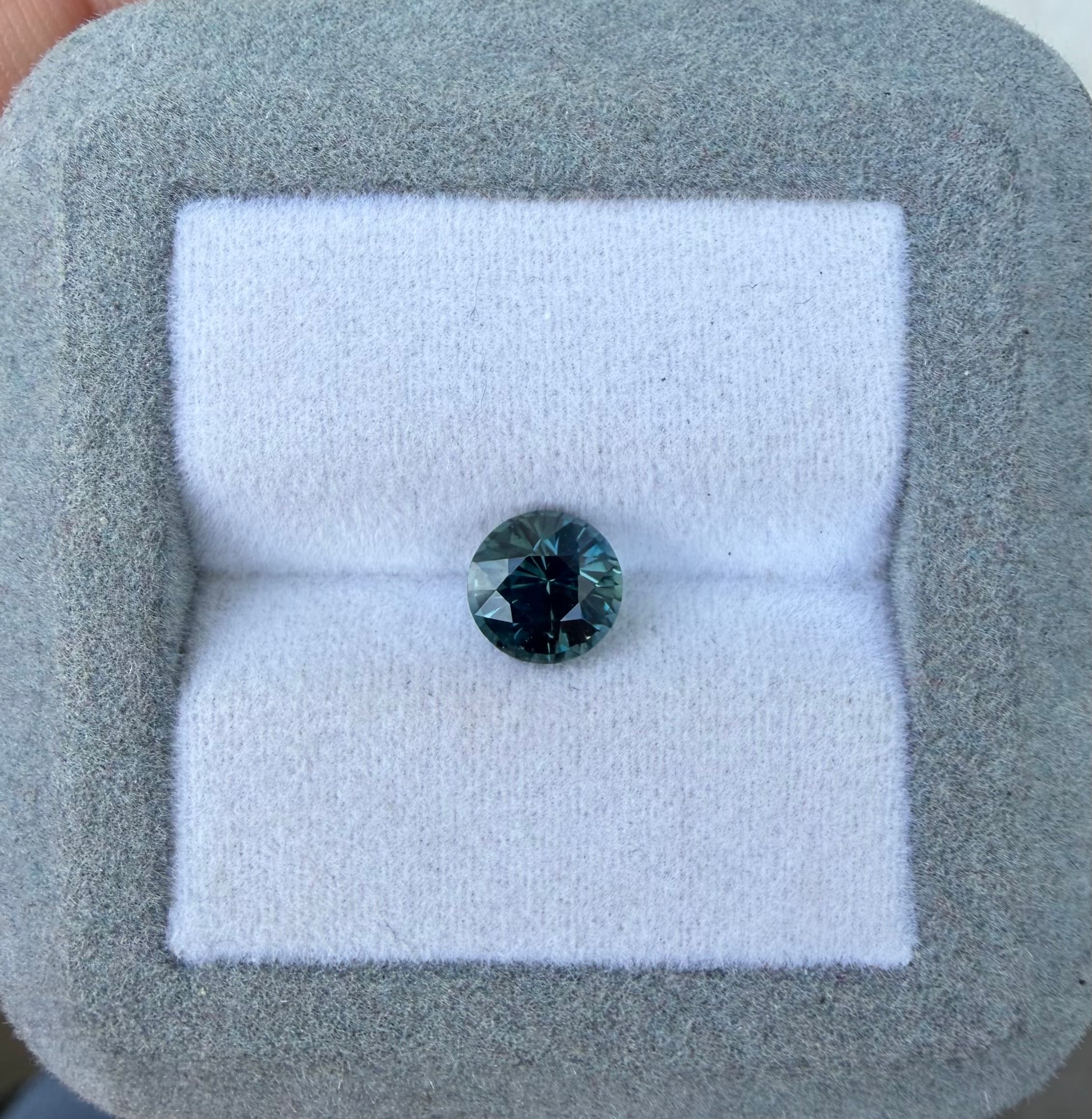 Teal-Saphir Rund 1,61 ct