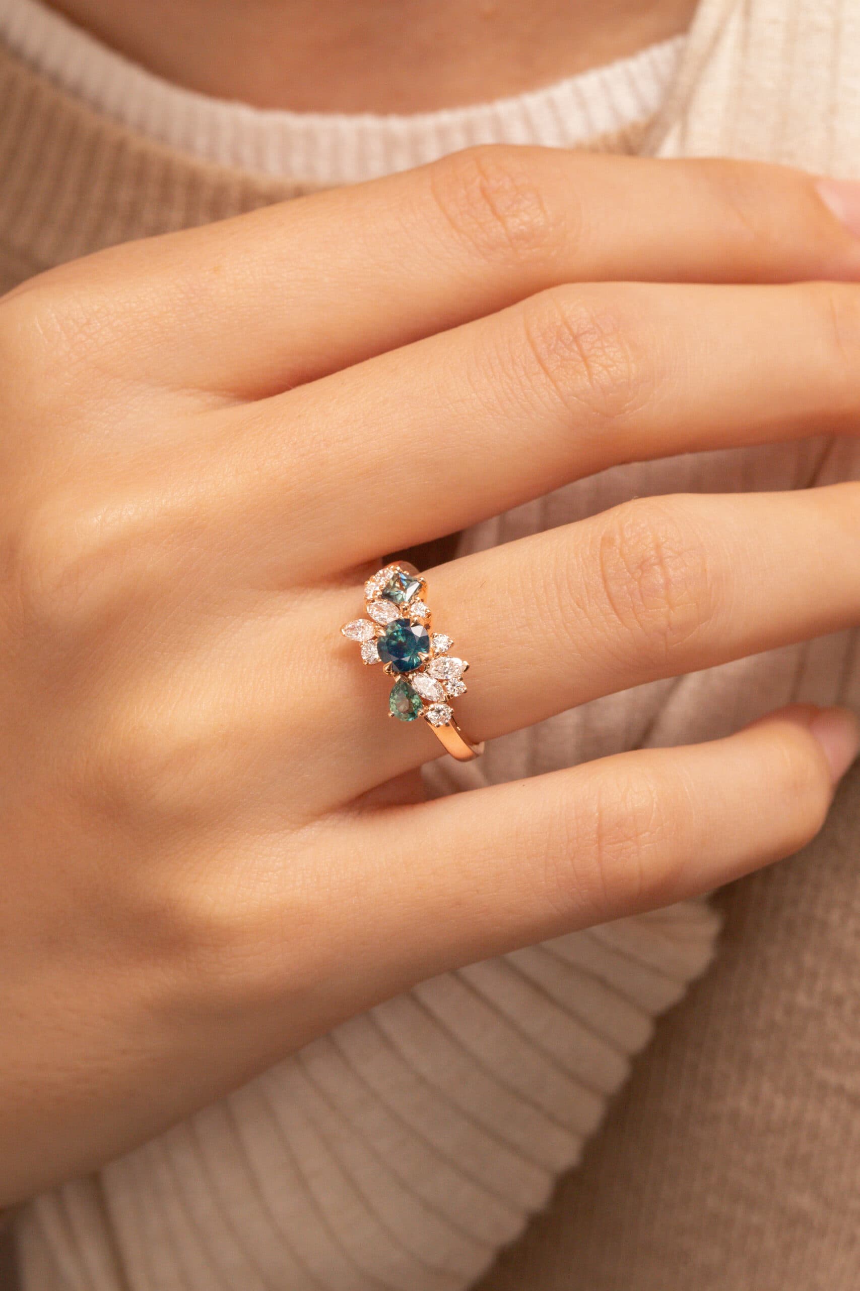 Bague saphir teal, 0,66 ct, rond