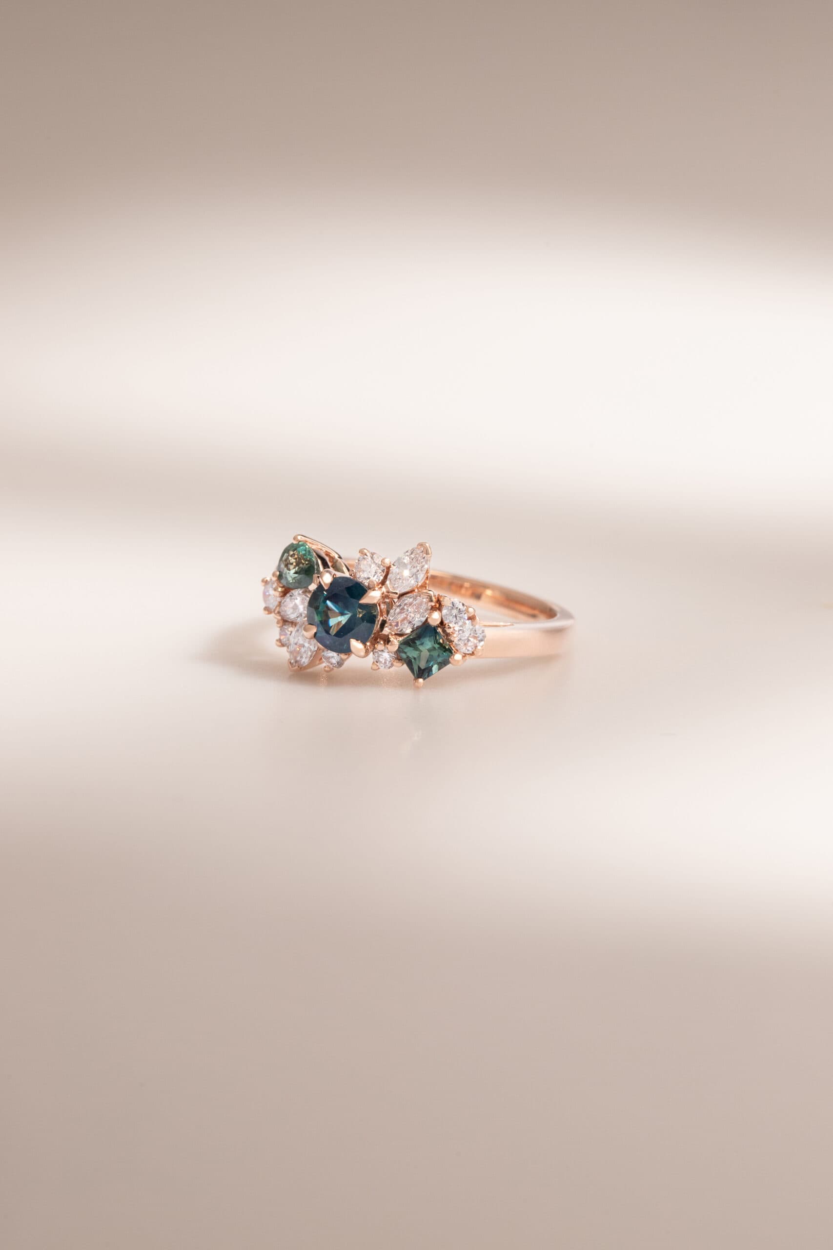 Bague saphir teal, 0,66 ct, rond