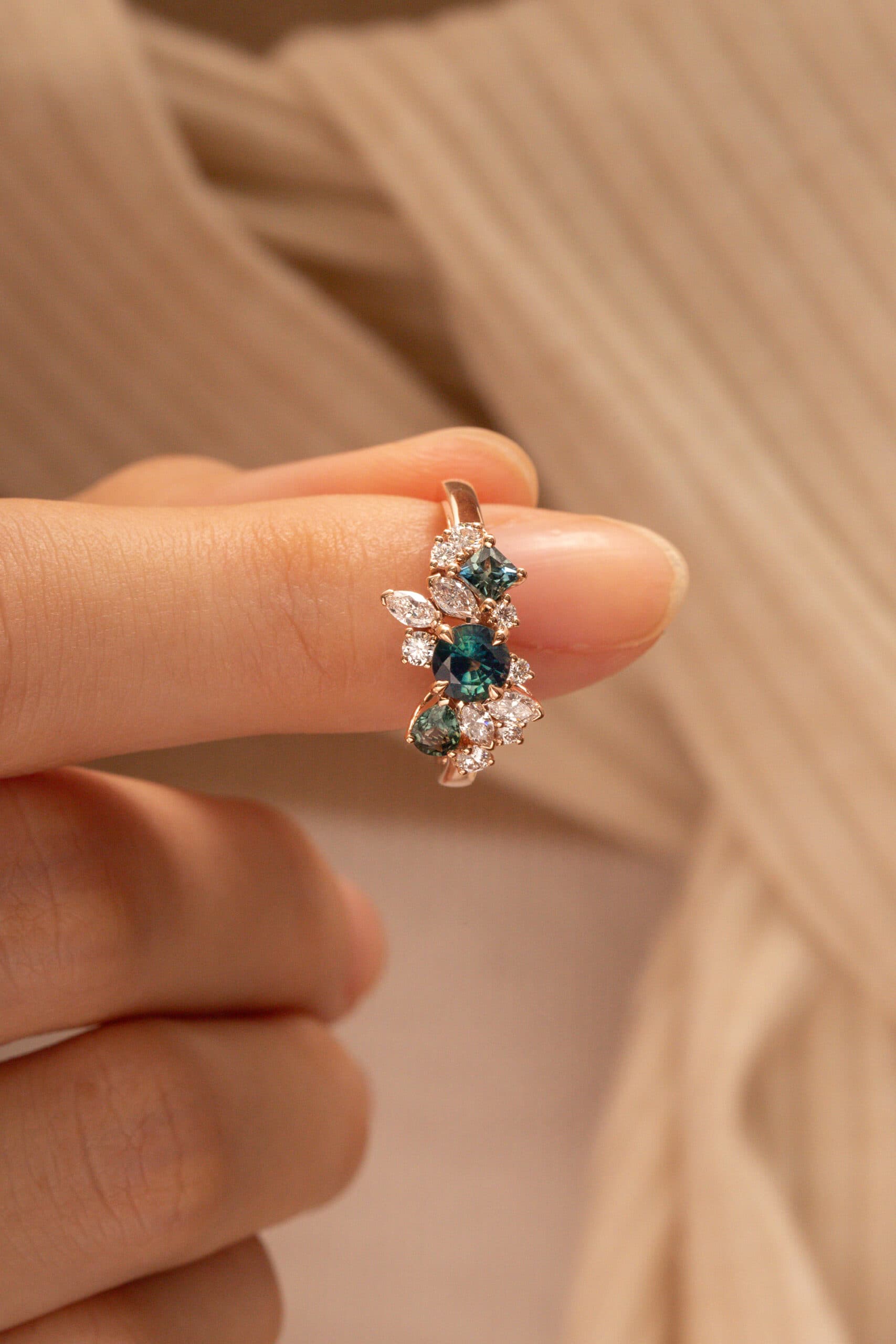 Bague saphir teal, 0,66 ct, rond
