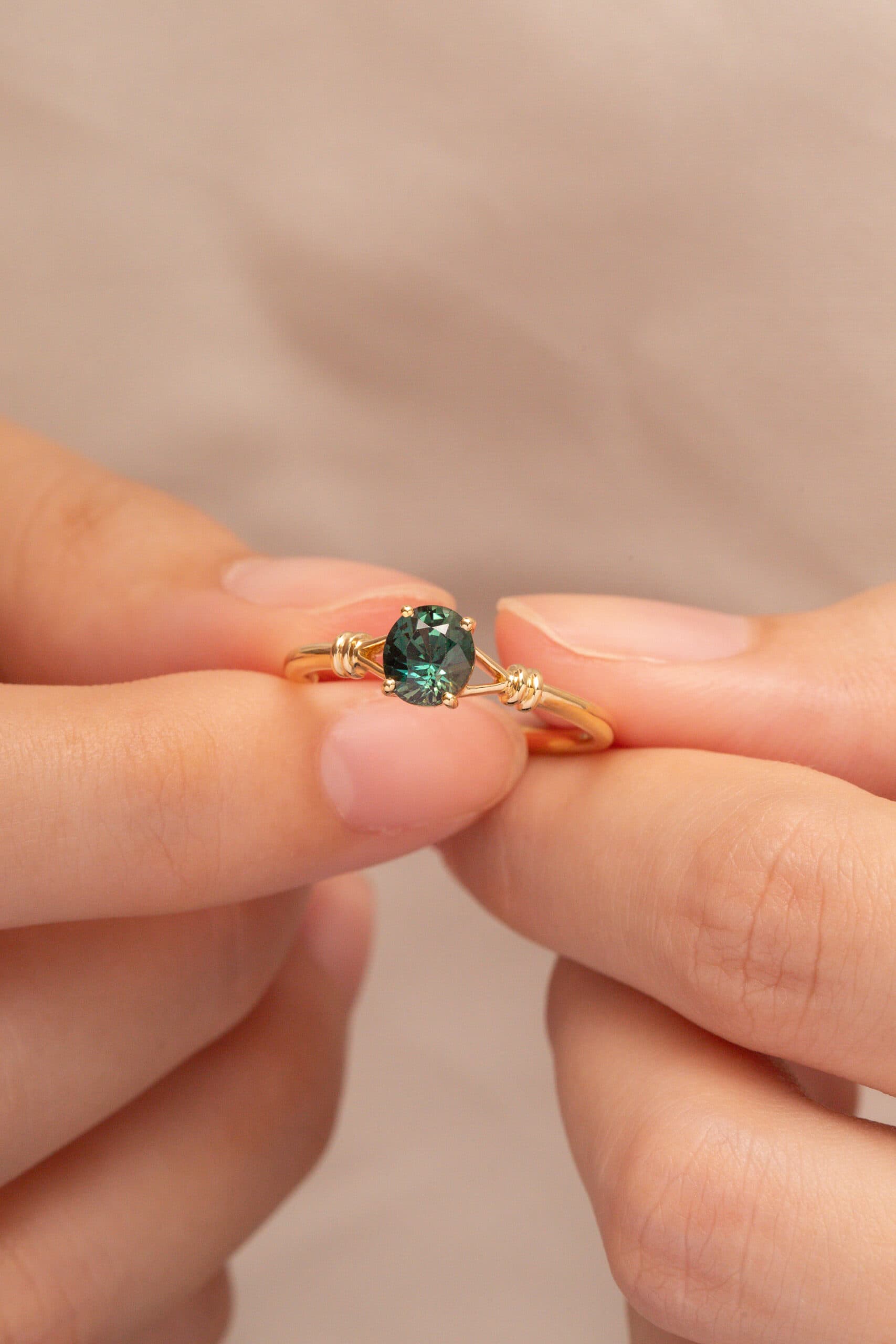 Bague saphir teal, 1,19 ct