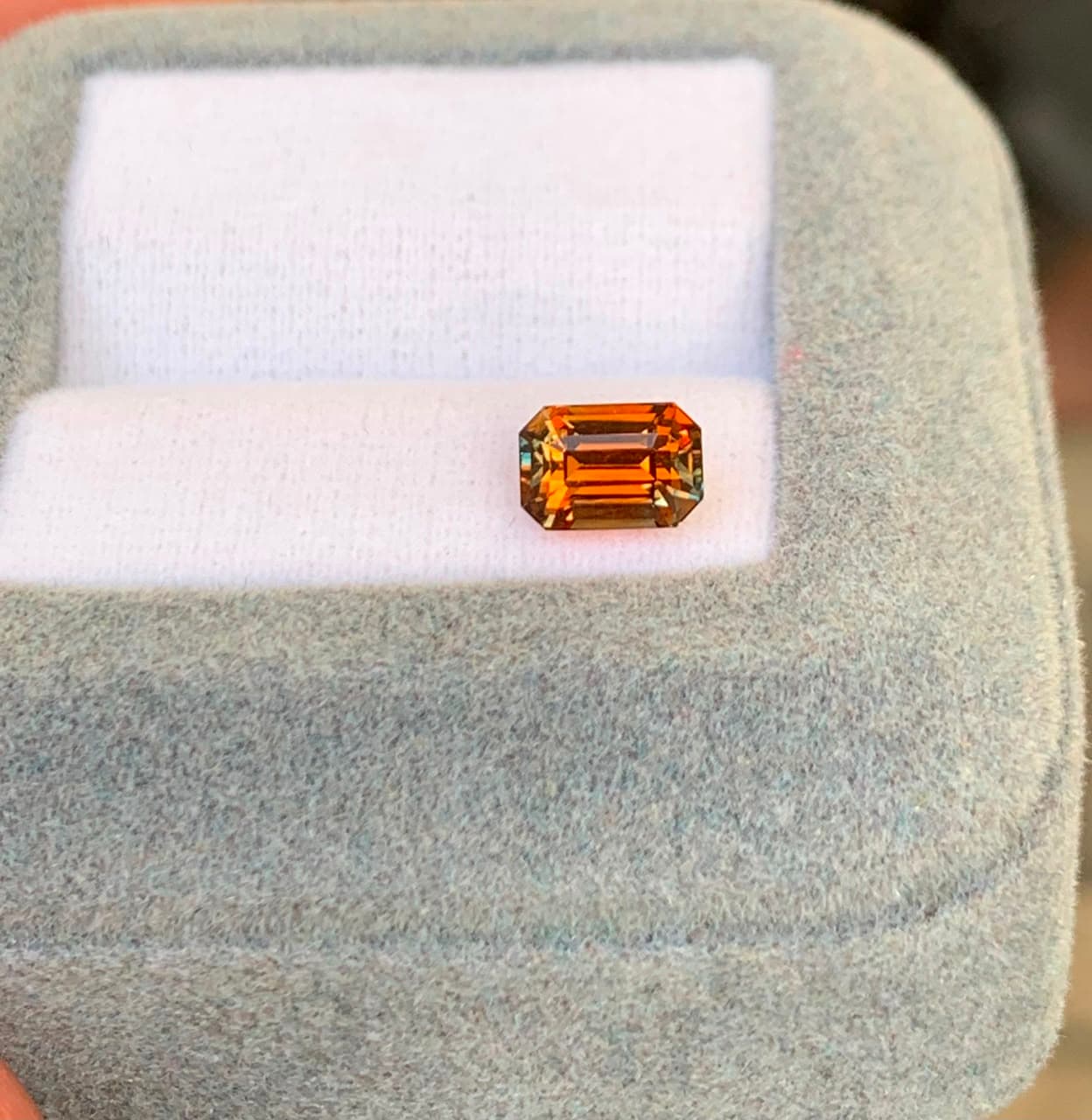 Rechteck-Saphir von 1,43 ct